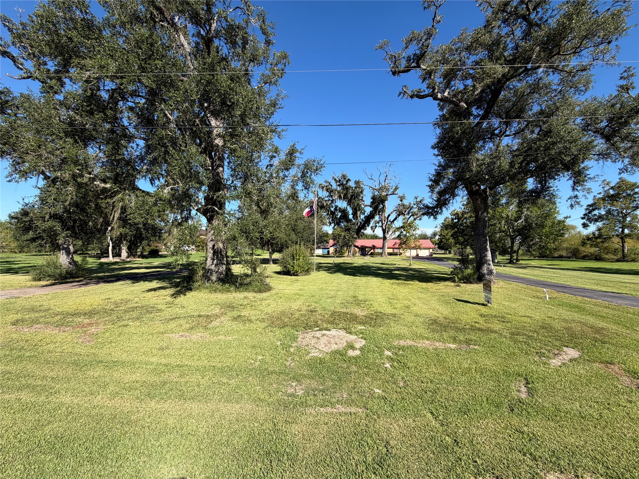 1231 County Road 201a Property Photo 1