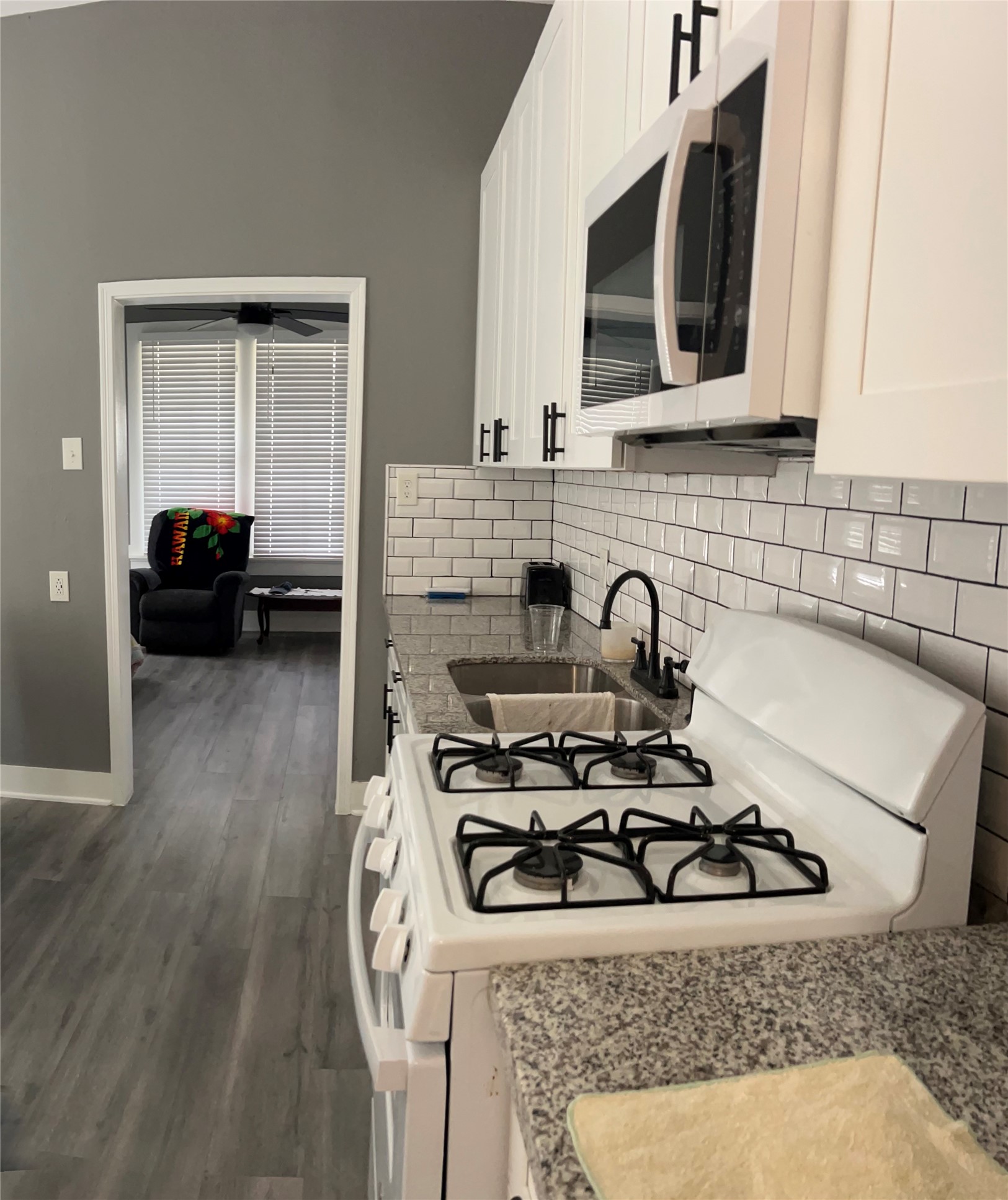 1233 Morris Street Property Photo 13
