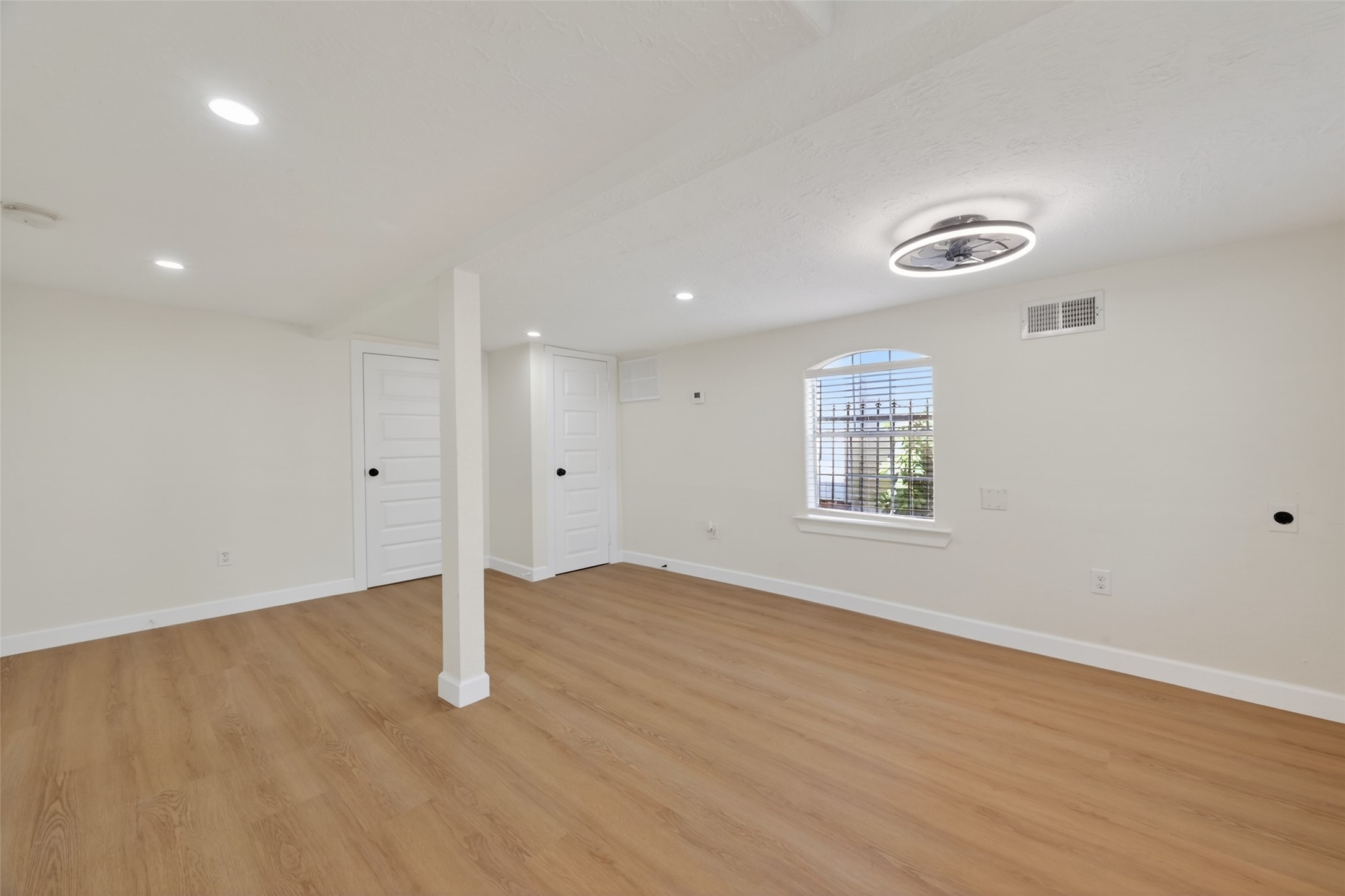 2118 Webster 3 Property Photo 2