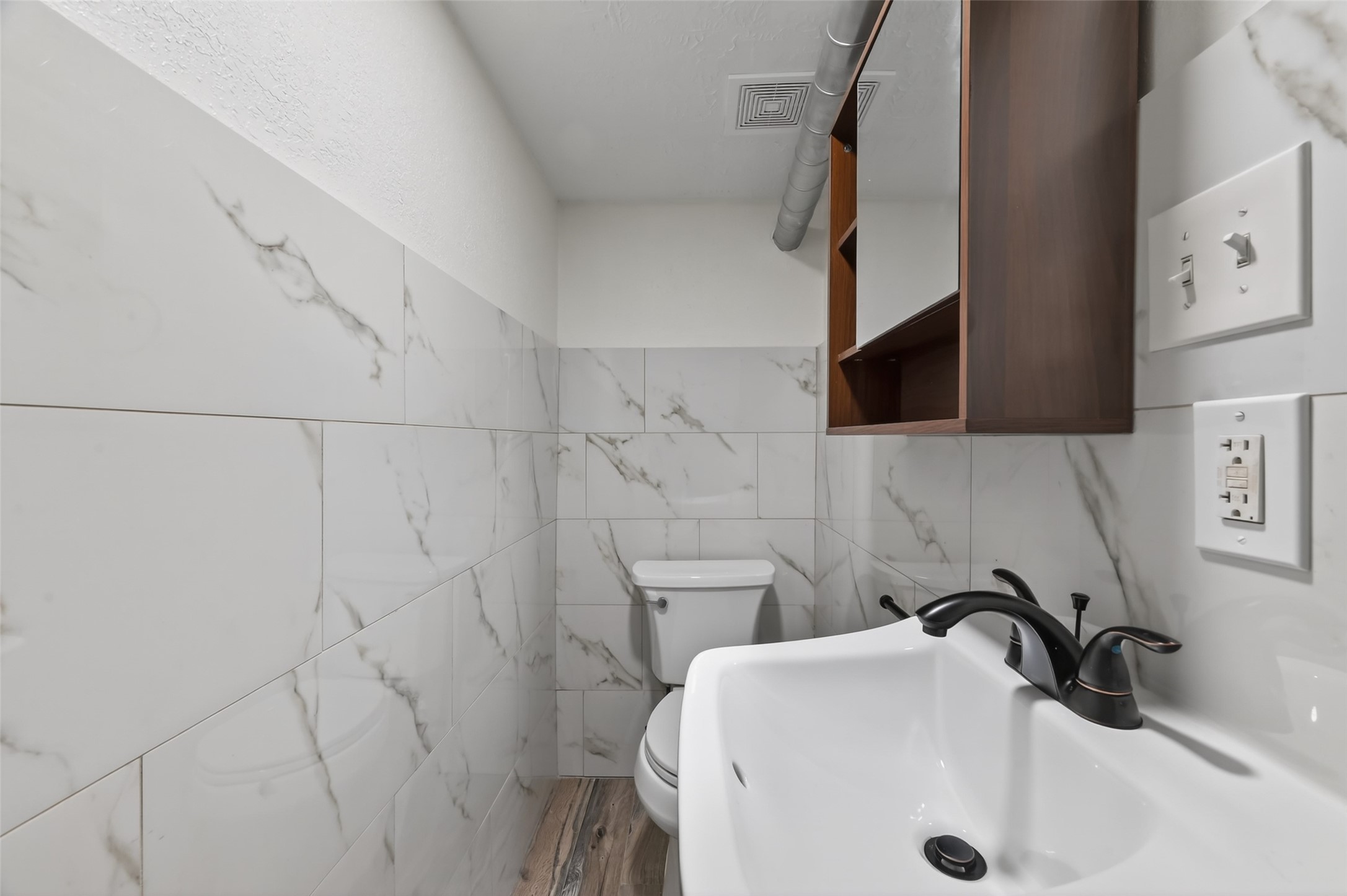 2118 Webster 3 Property Photo 10