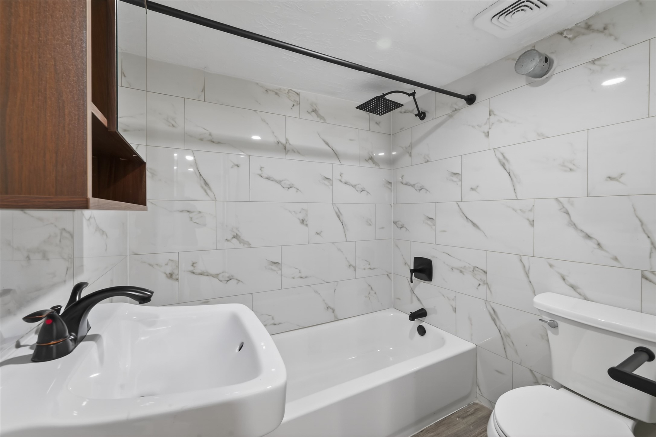 2118 Webster 3 Property Photo 12