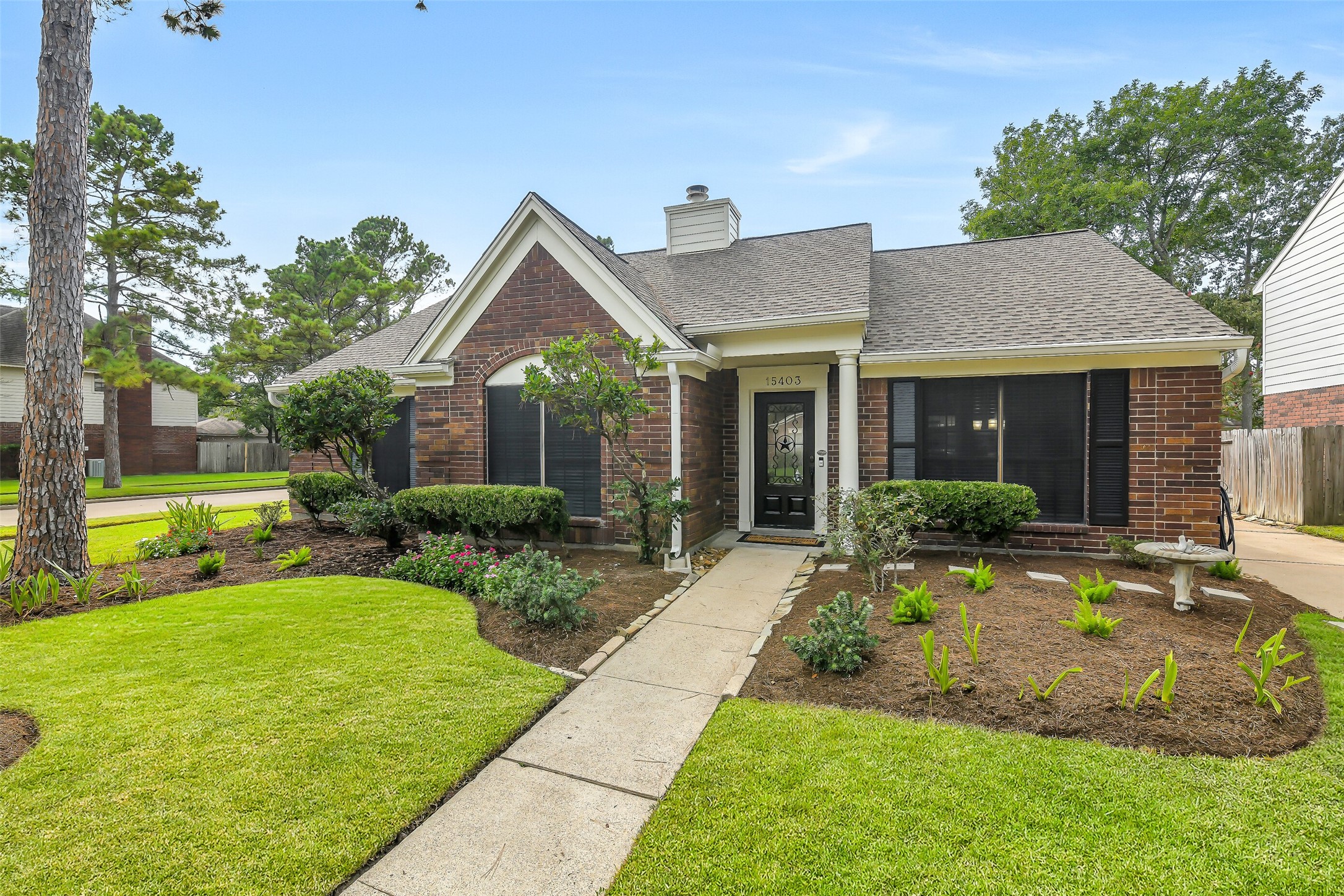 15403 Freestone Peach Lane Property Photo 3