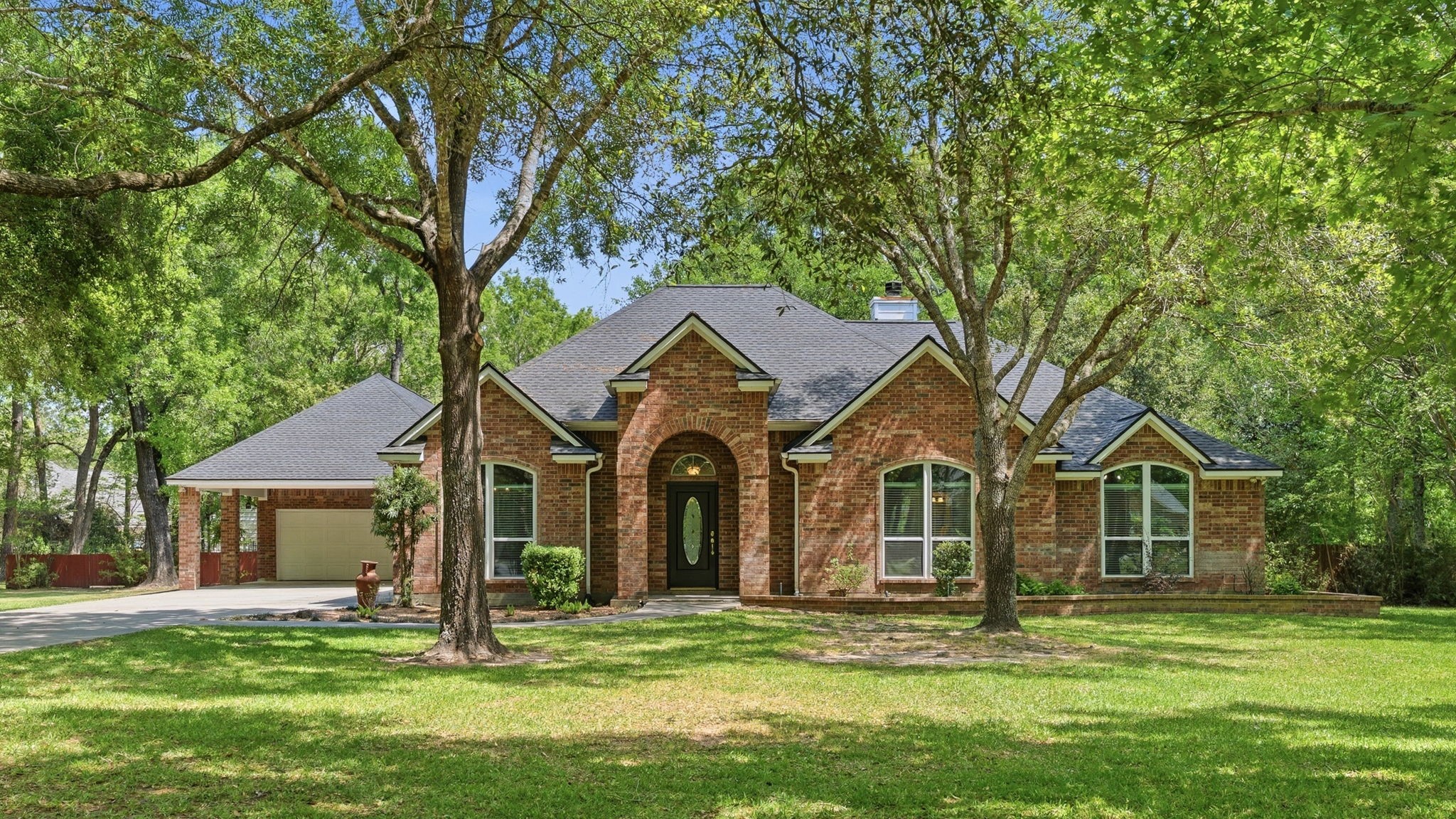 11714 Creek View Lane Property Photo 1