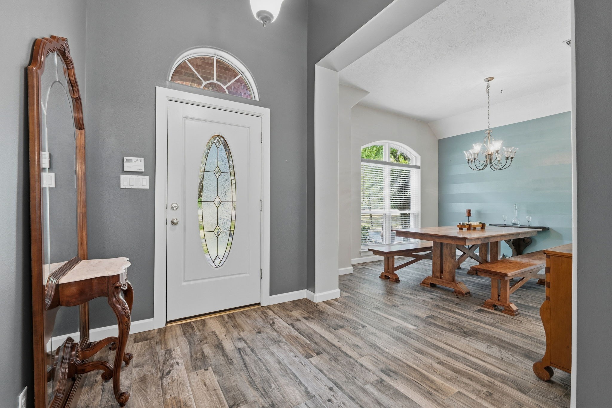 11714 Creek View Lane Property Photo 5
