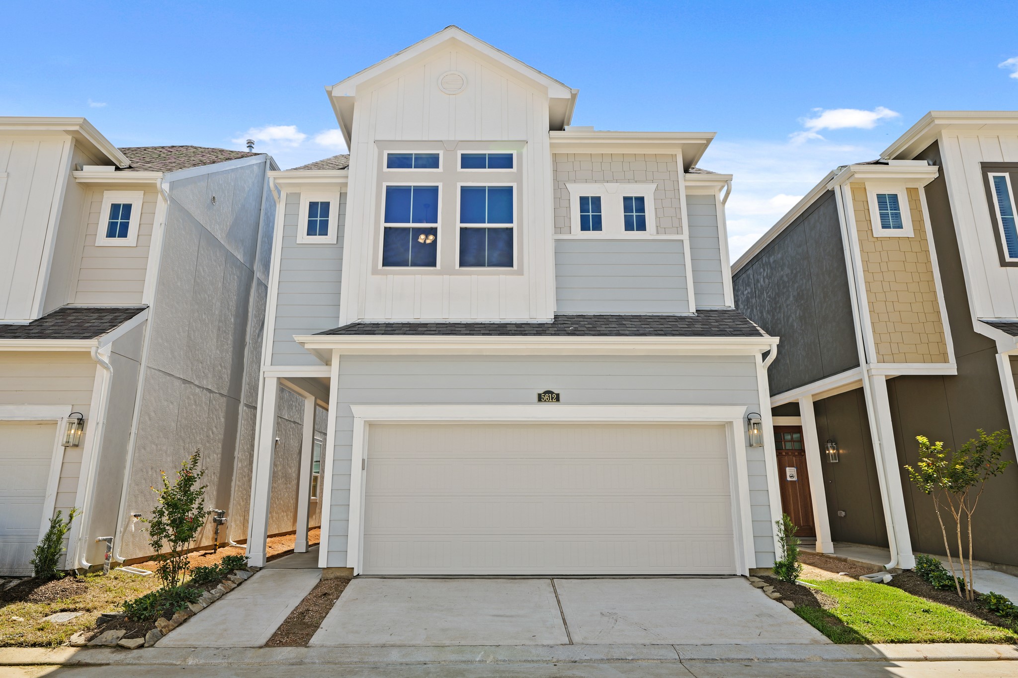 5612 Iris Harvest Drive Property Photo 1