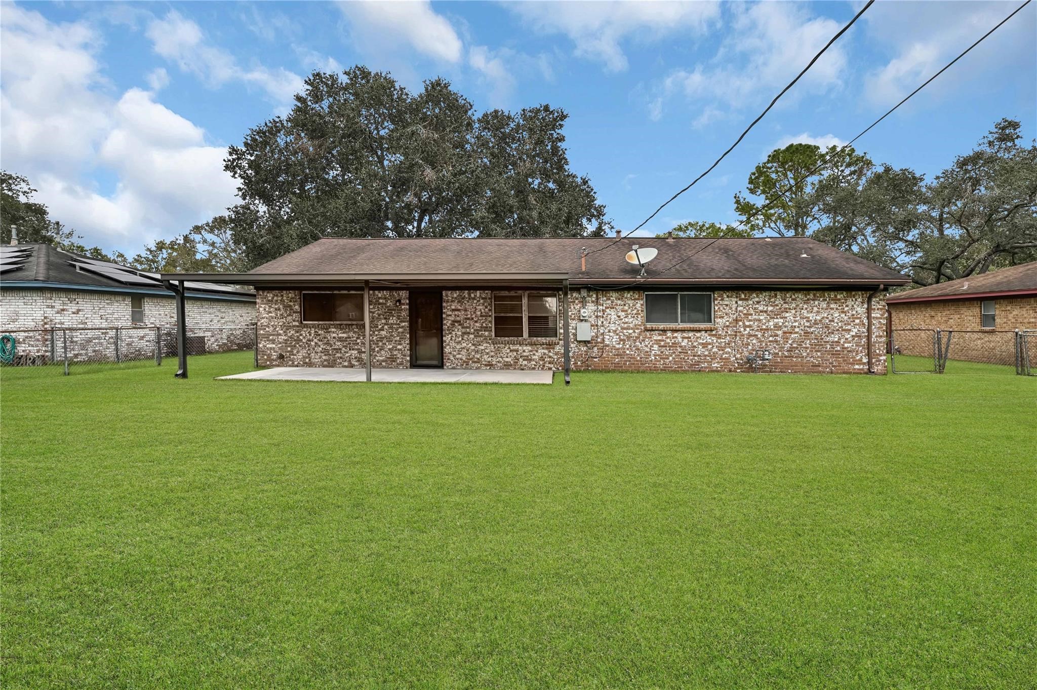 371 Windsor Square Property Photo 4