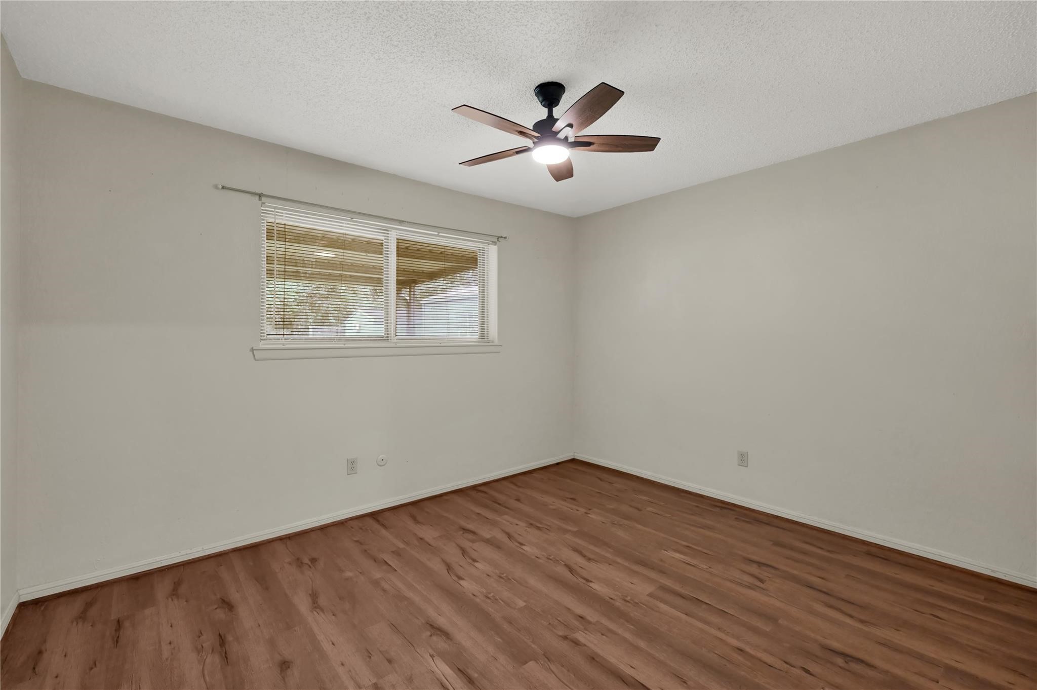 371 Windsor Square Property Photo 19
