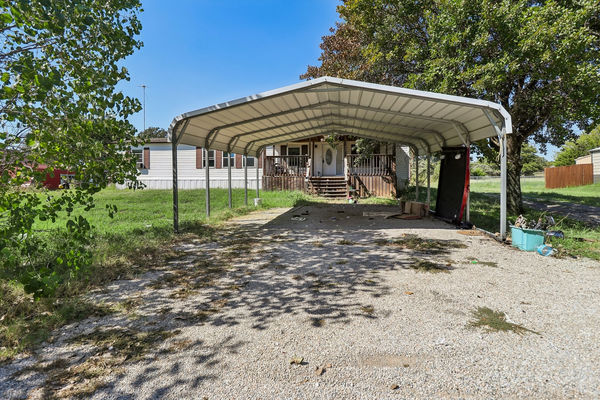 169 Lowrey Circle Property Photo 2