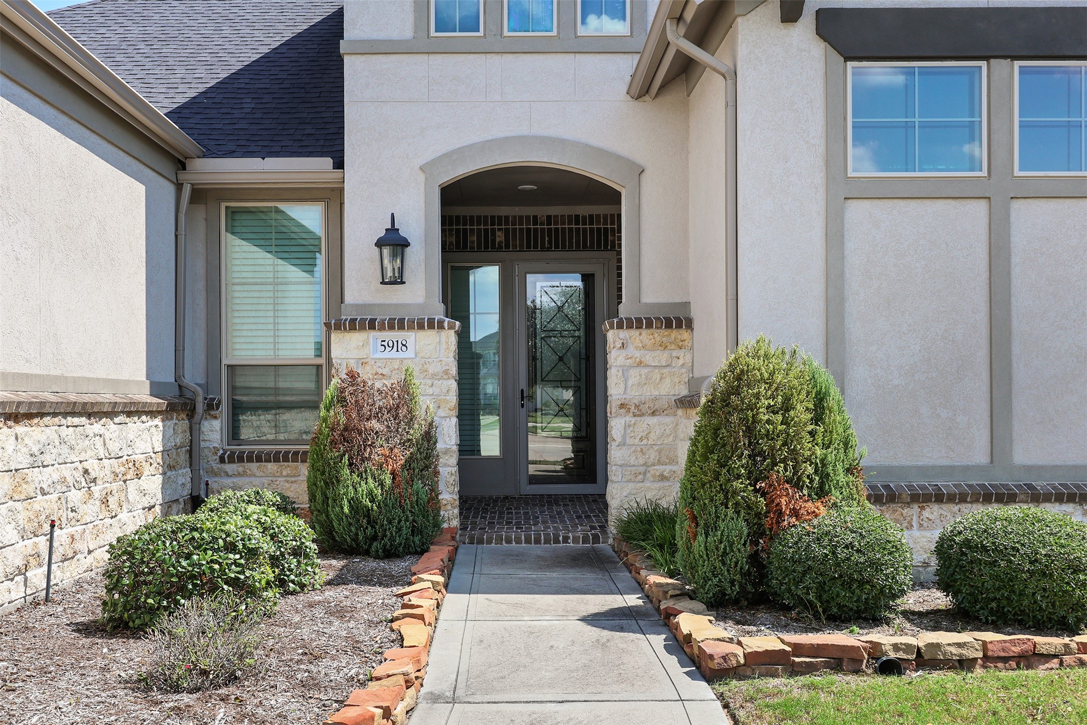 5918 Wedgewood Heights Way Property Photo 2