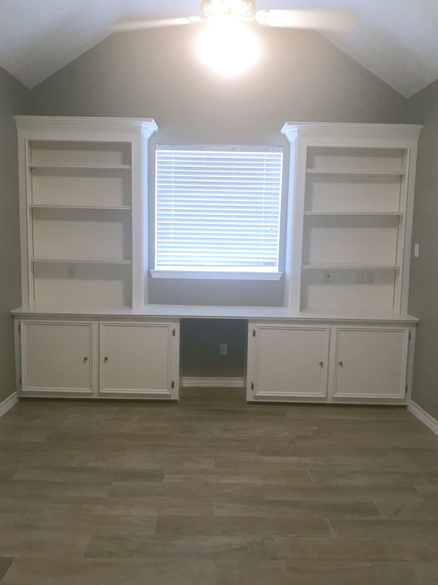 11514 Aspenway Drive Property Photo 10