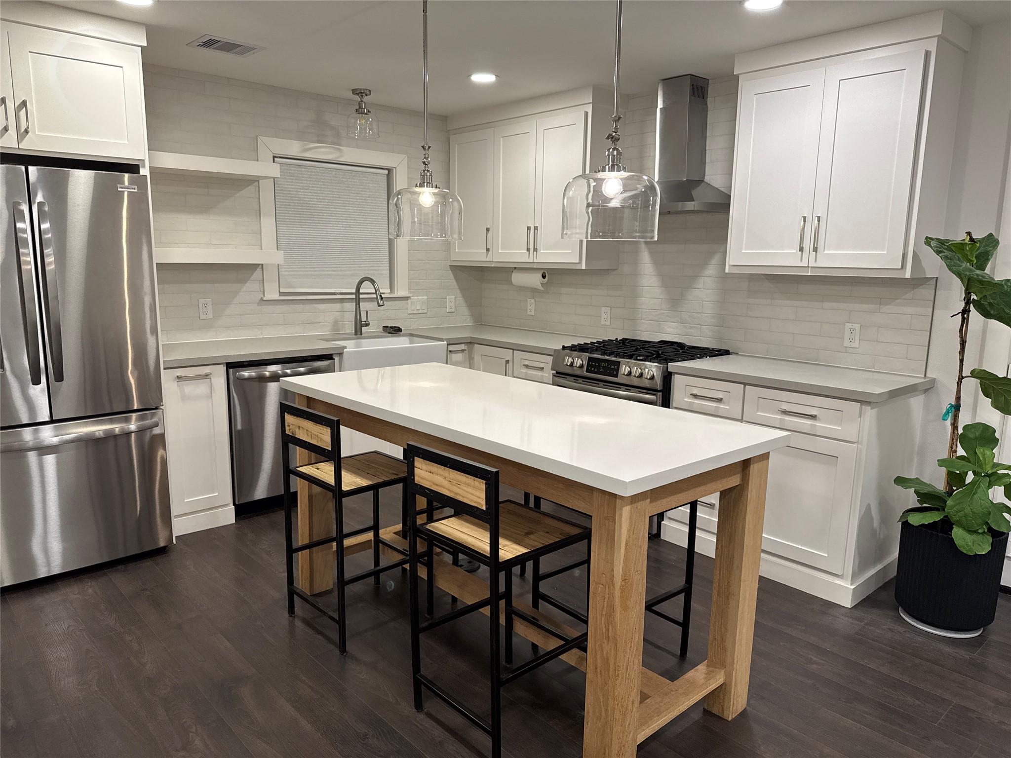 4208 Arlington Street Property Photo 1