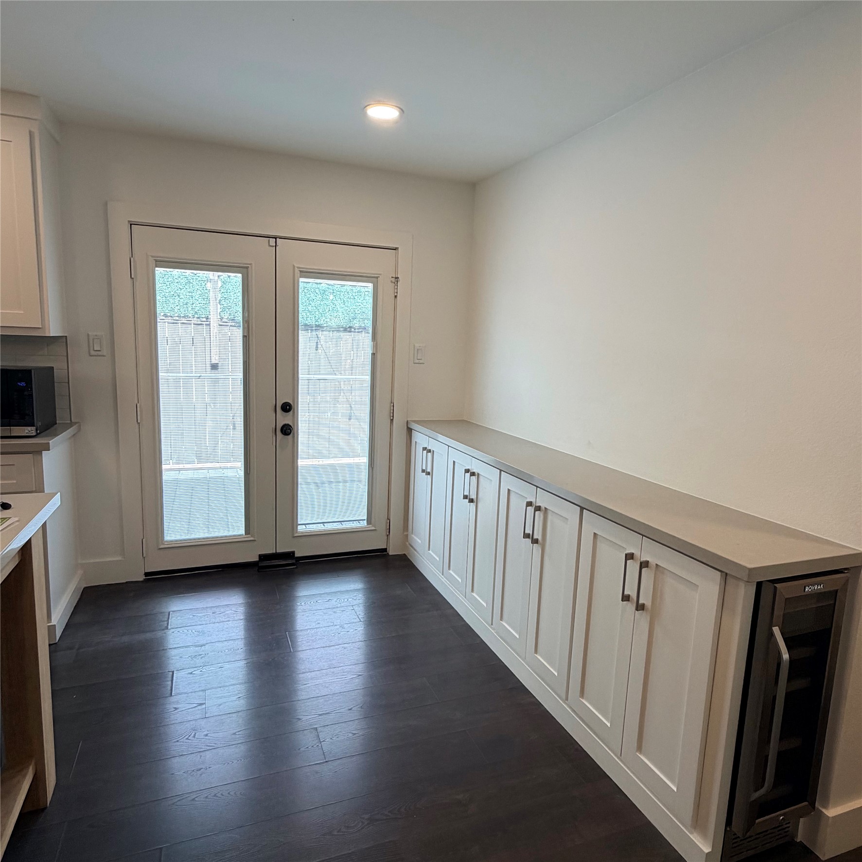 4208 Arlington Street Property Photo 9