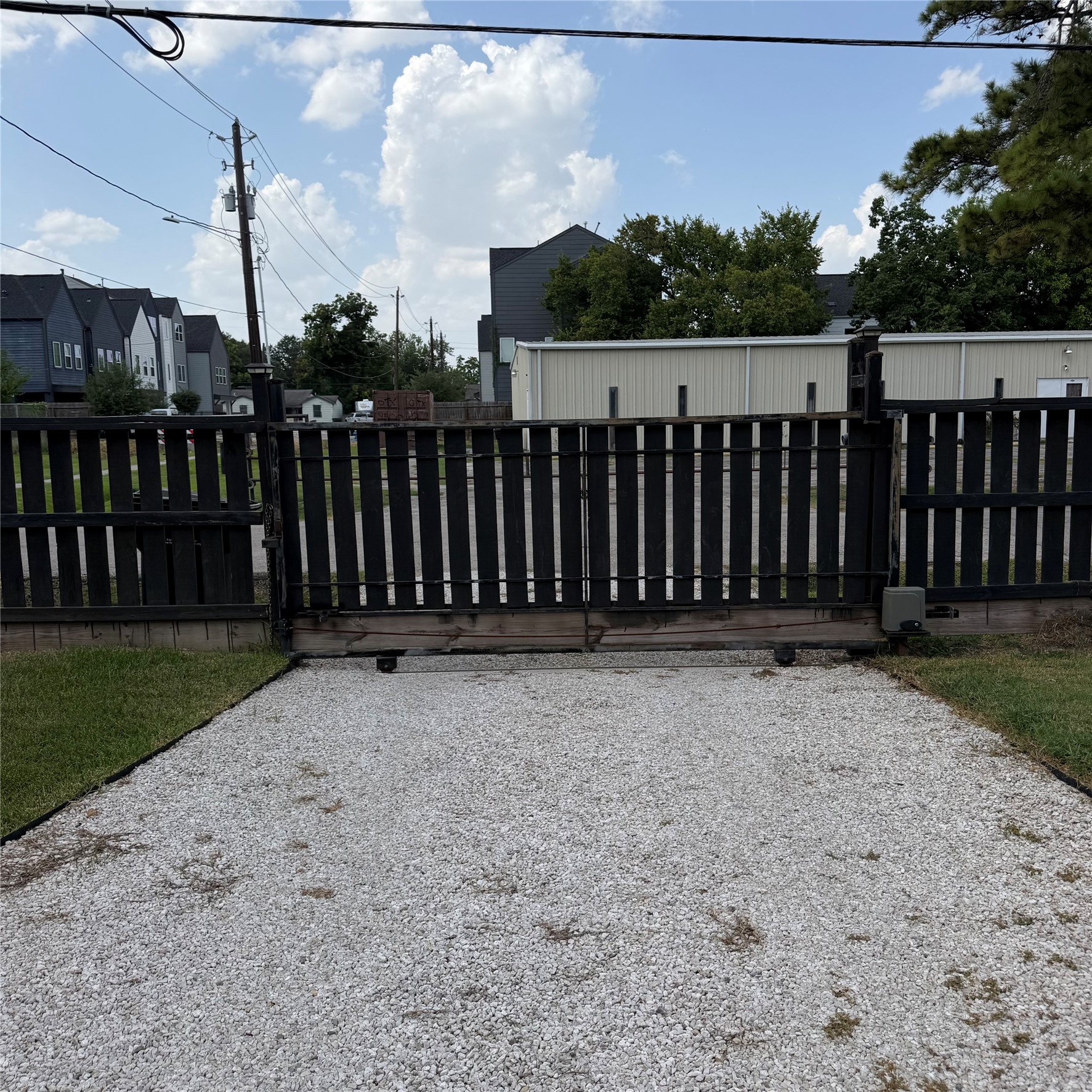 4208 Arlington Street Property Photo 18
