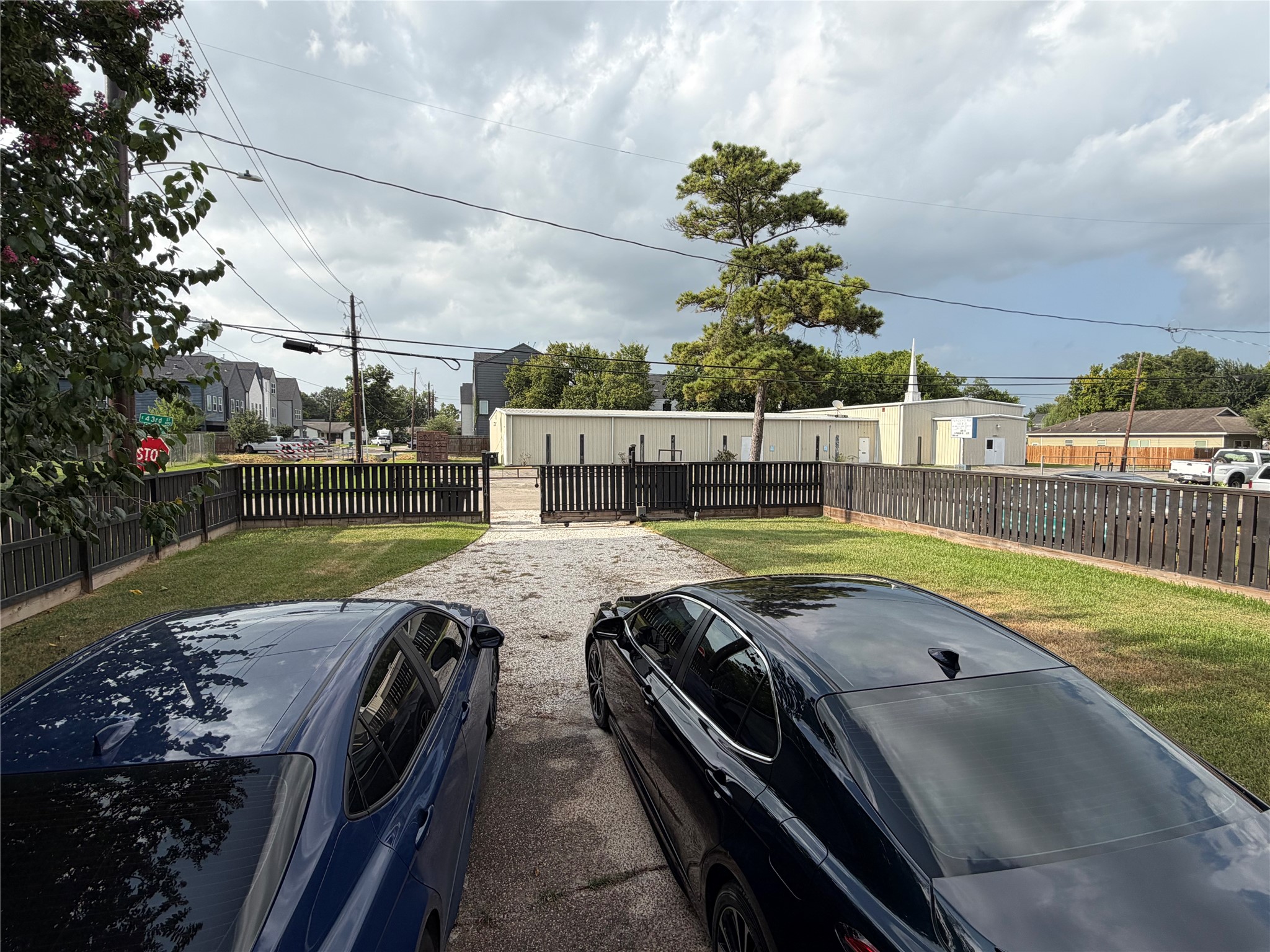 4208 Arlington Street Property Photo 20