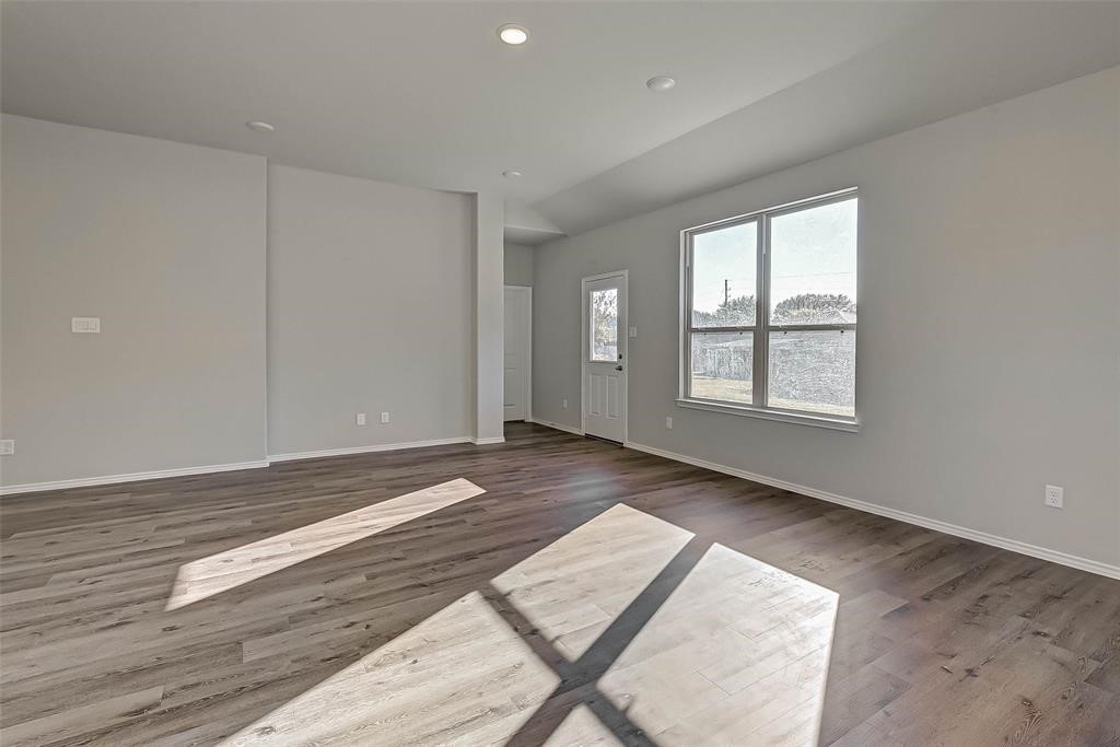 7074 Gentle Breeze Drive Property Photo 8