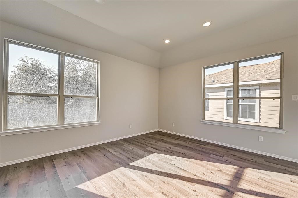 7074 Gentle Breeze Drive Property Photo 13