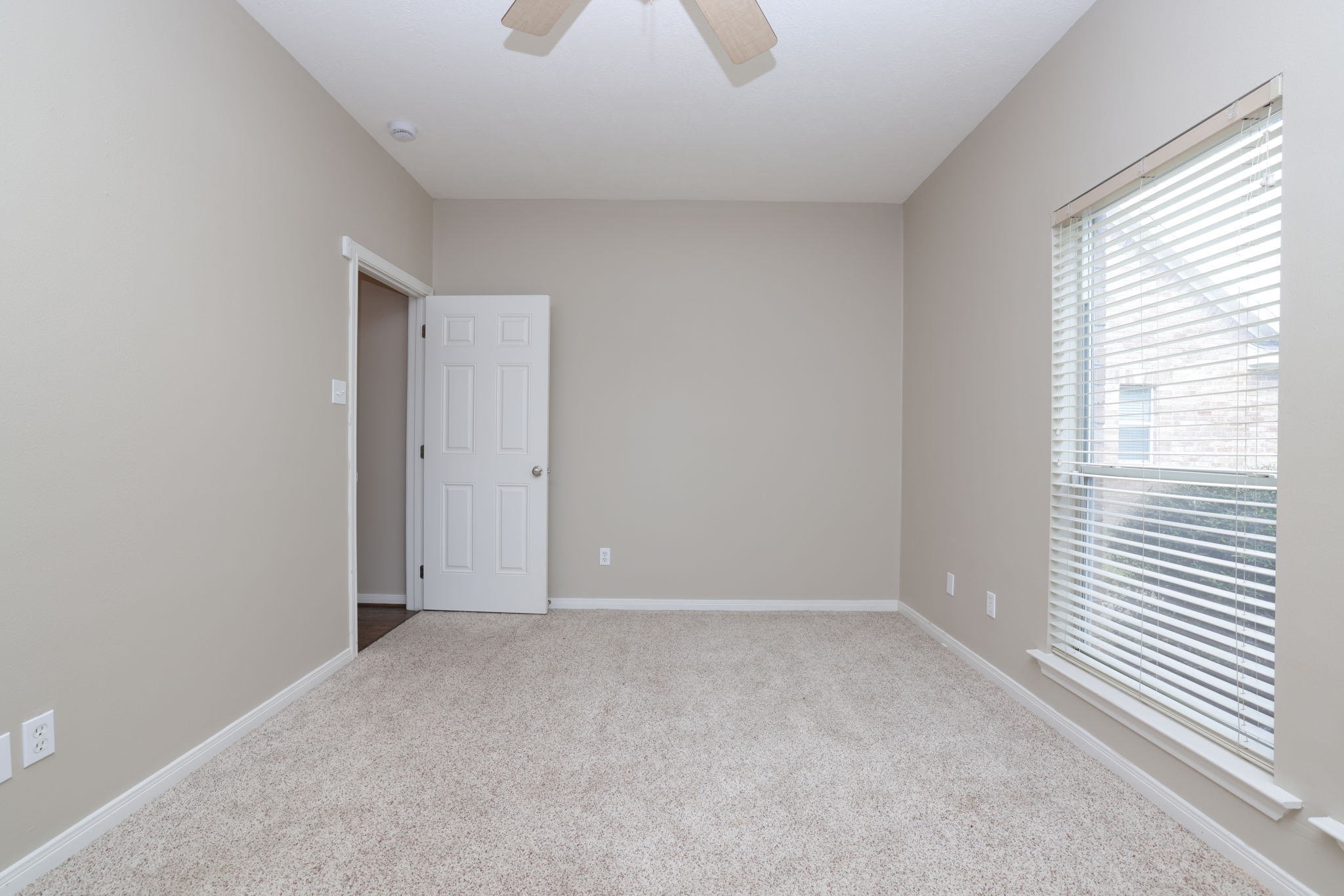 105 Lawrence Marshall Dr Property Photo 29