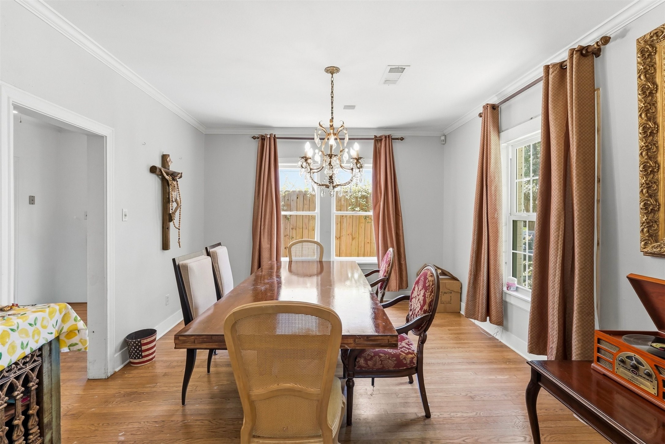 3117 Albans Road Property Photo 8