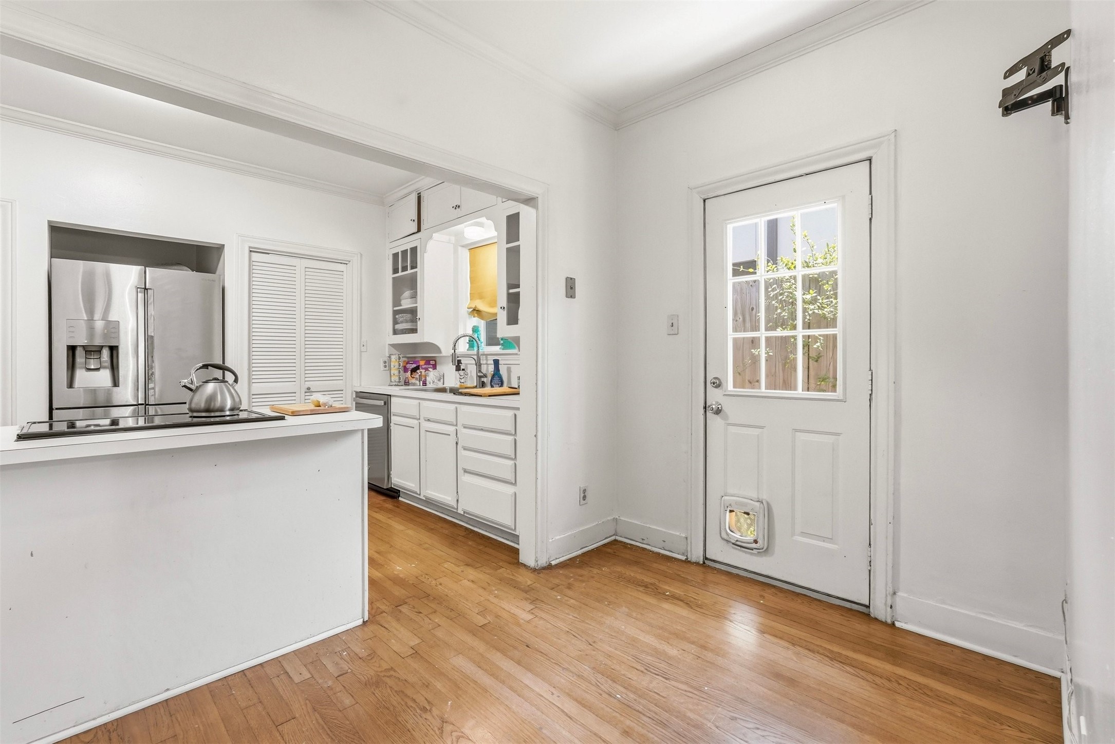 3117 Albans Road Property Photo 10