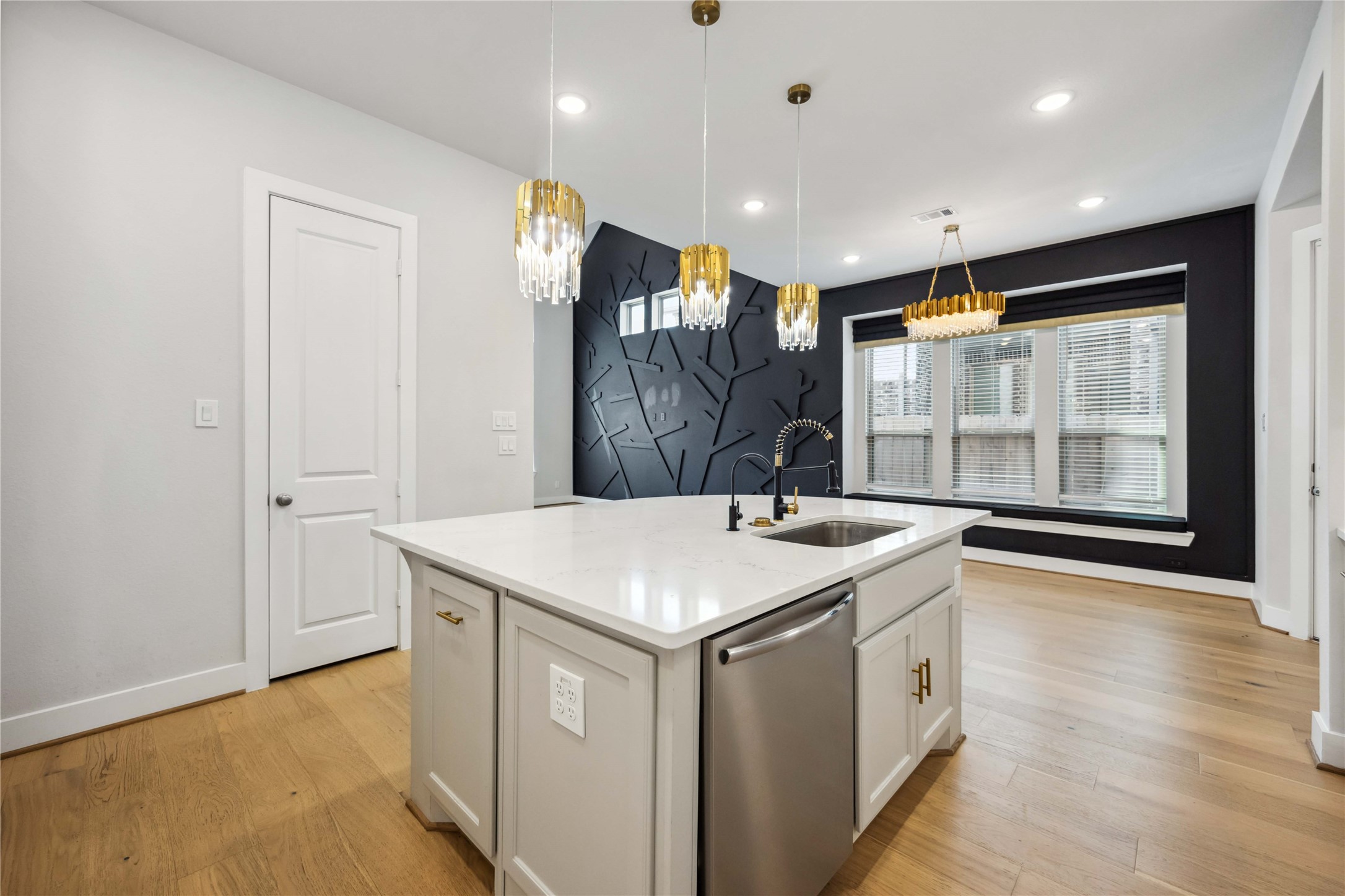18231 Lakepoint Ridge Lane Property Photo 8