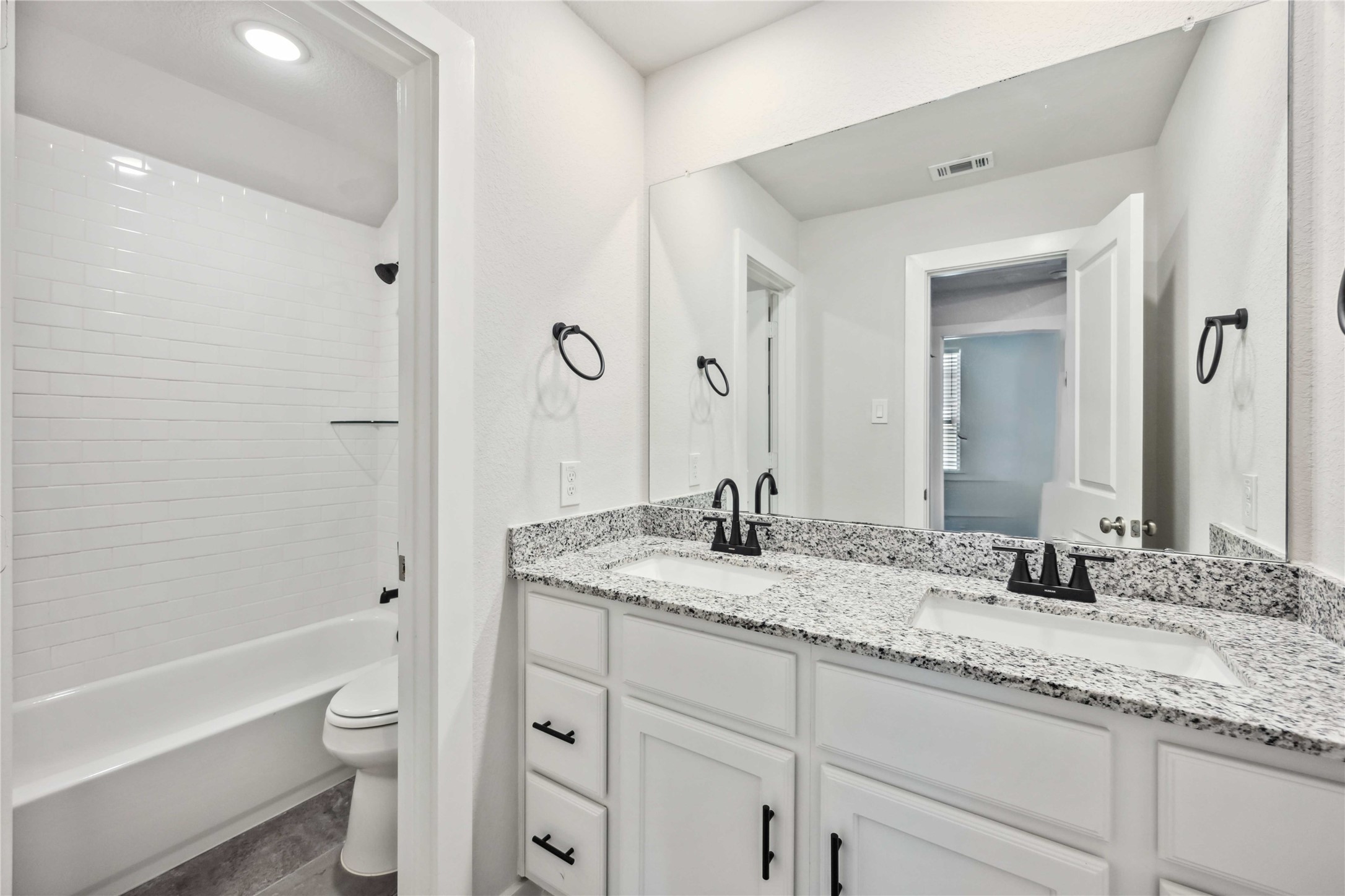 18231 Lakepoint Ridge Lane Property Photo 22