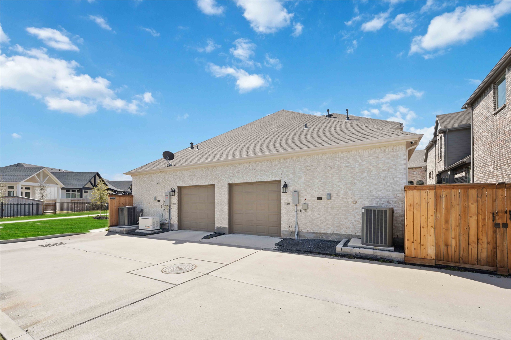 18231 Lakepoint Ridge Lane Property Photo 26