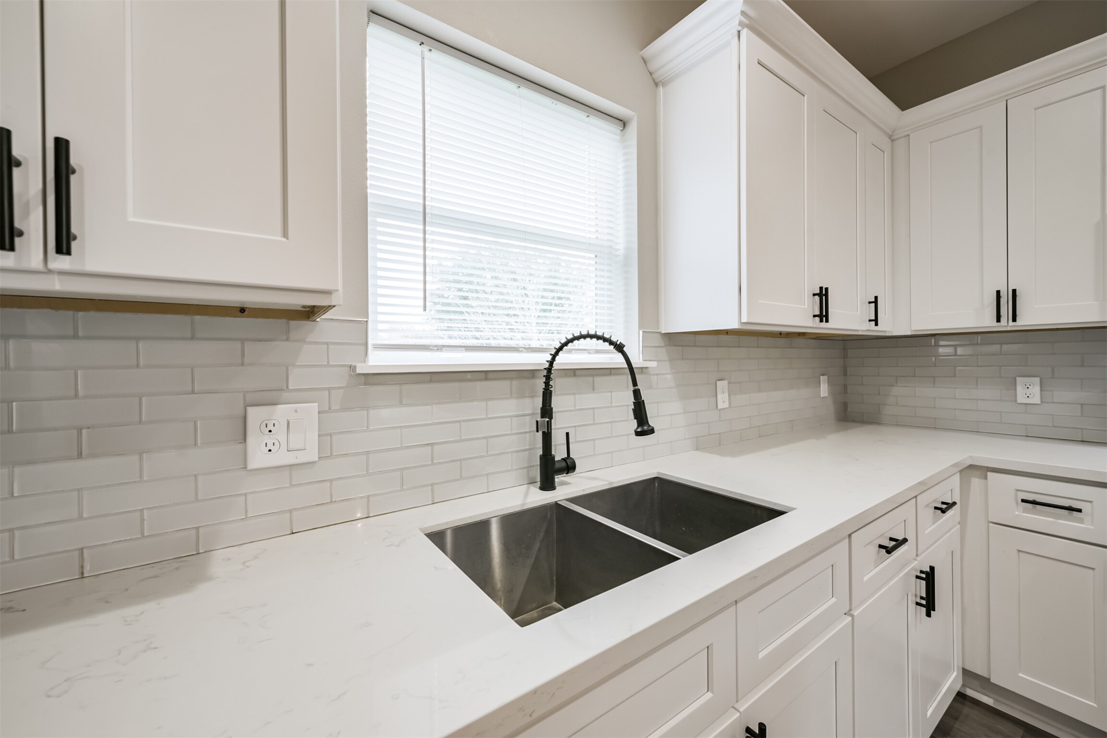 4405 Mallow Street B Property Photo 9