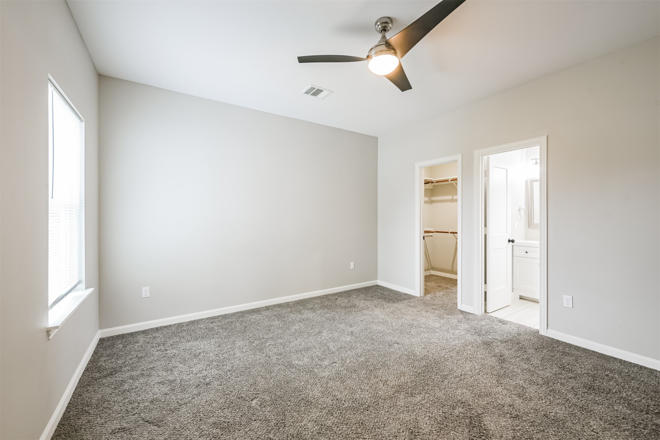 4405 Mallow Street B Property Photo 13