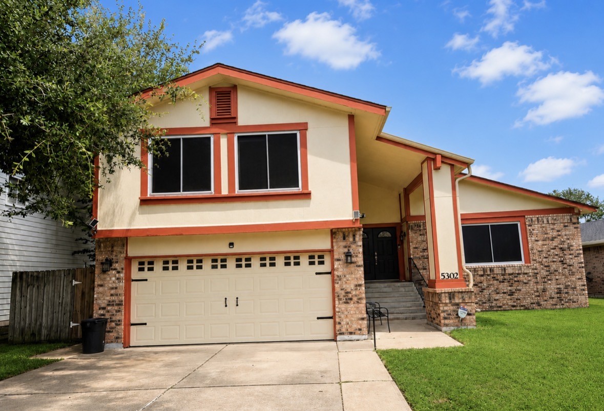 5302 Gladeside Drive Property Photo 1