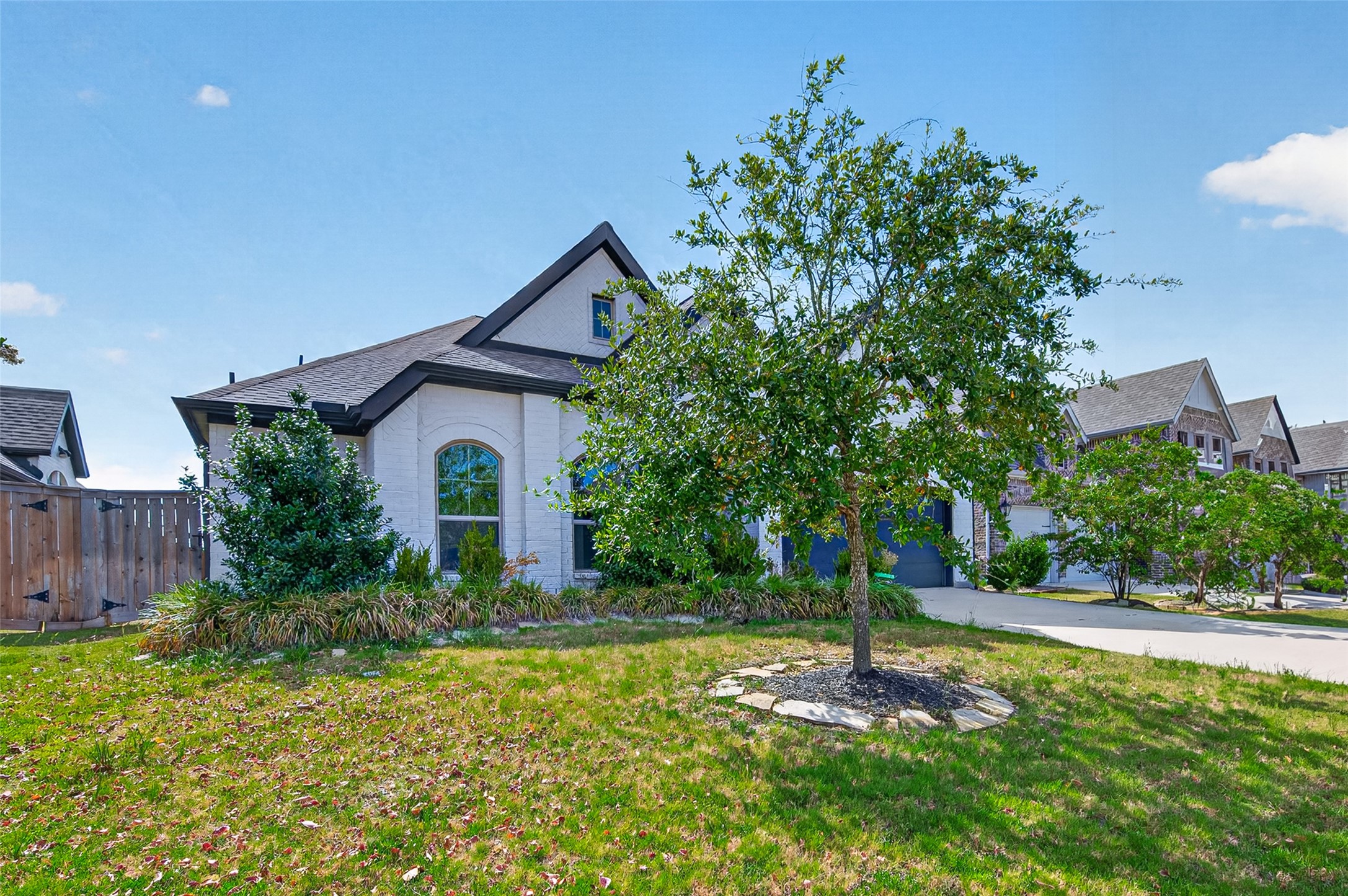 7211 Sylvan Birch Trail Property Photo 2