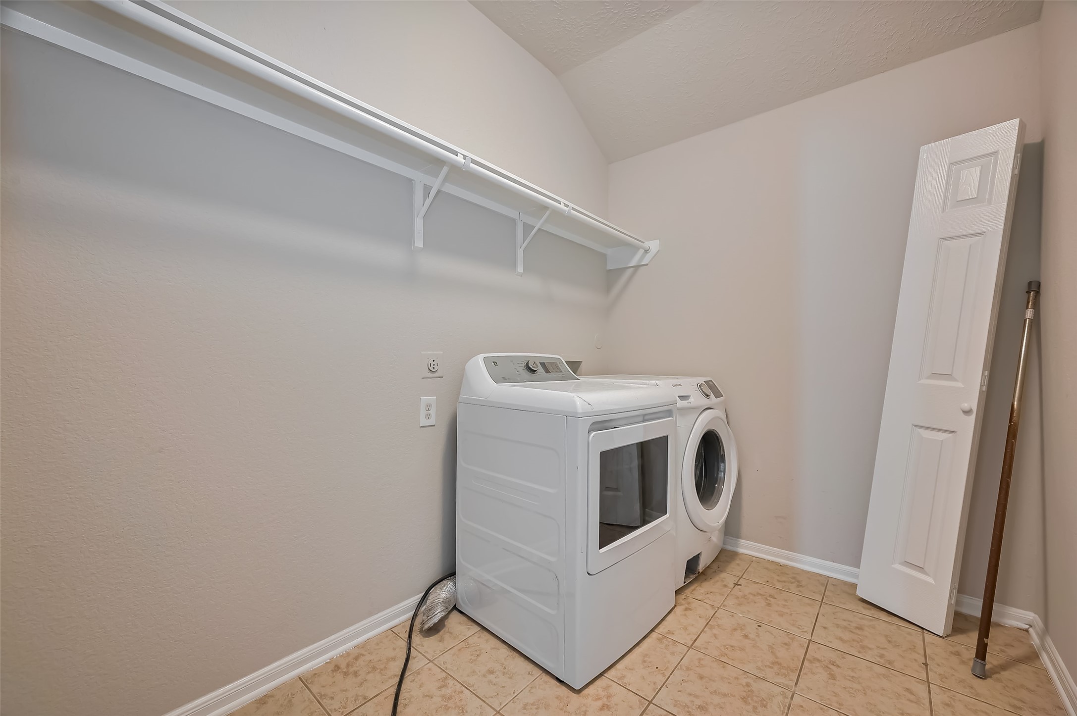 24114 Morrison Lane Property Photo 29