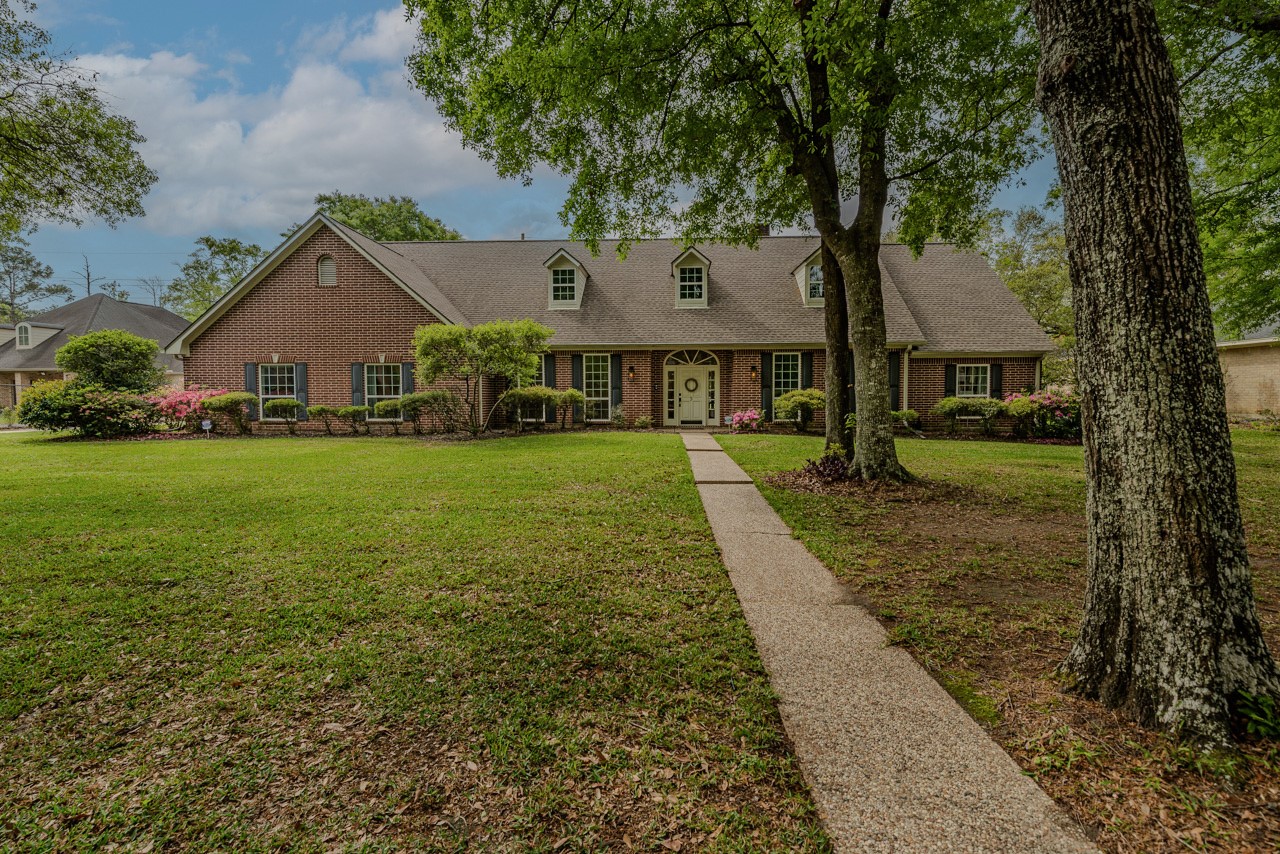 5 Bayou Bend Place Property Photo 1