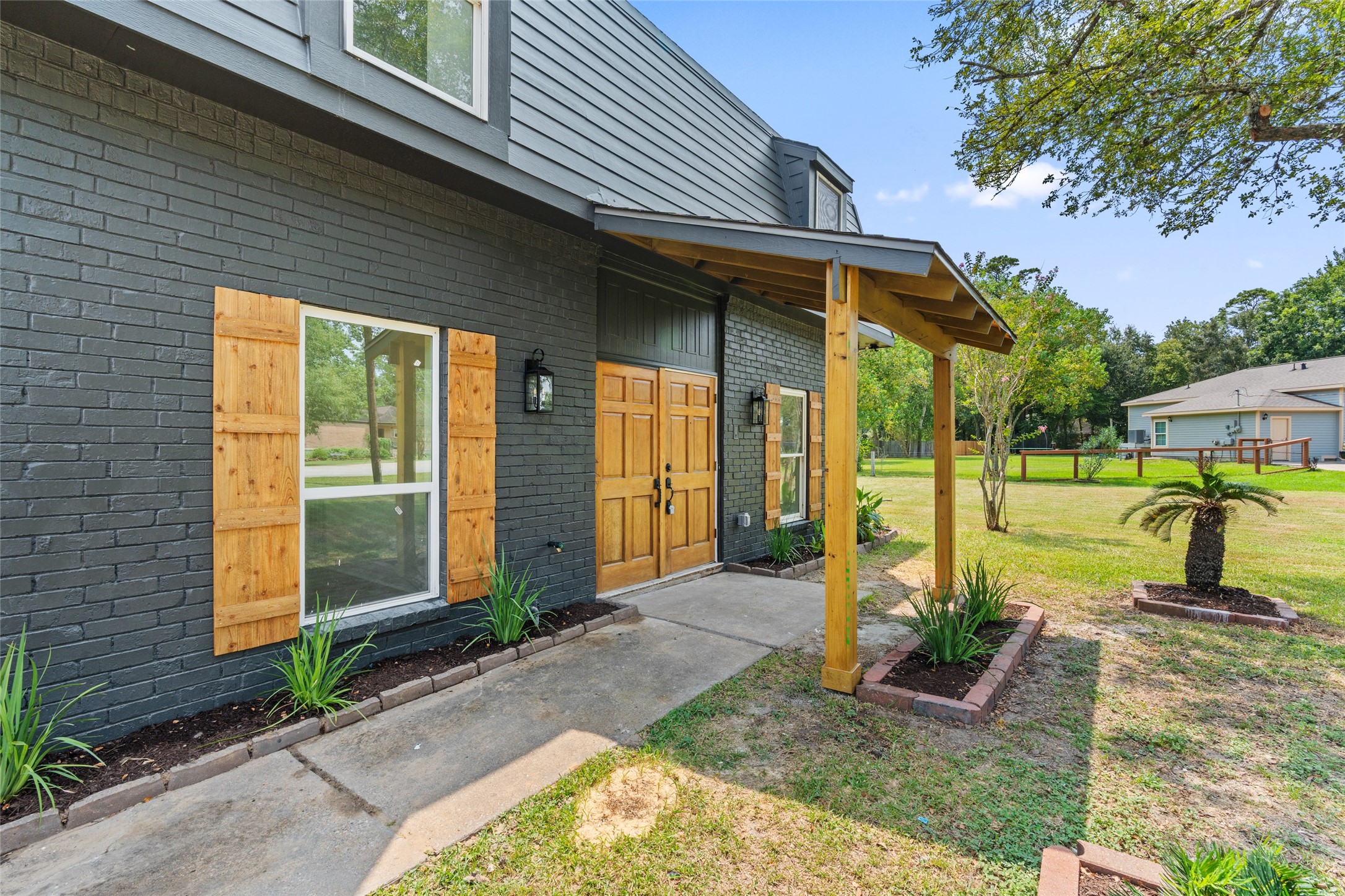 12217 Pine Lane Property Photo 7
