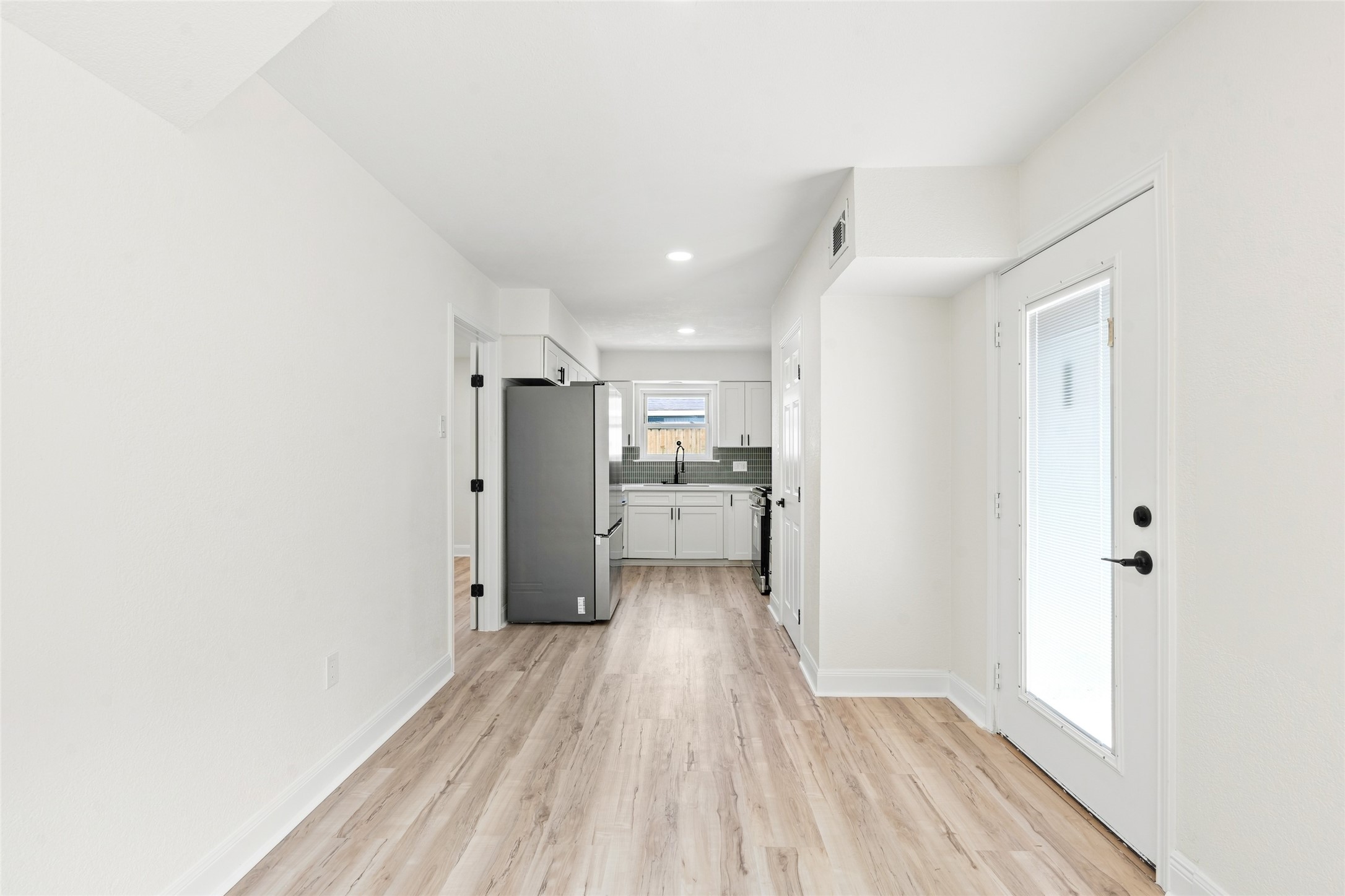 12217 Pine Lane Property Photo 12