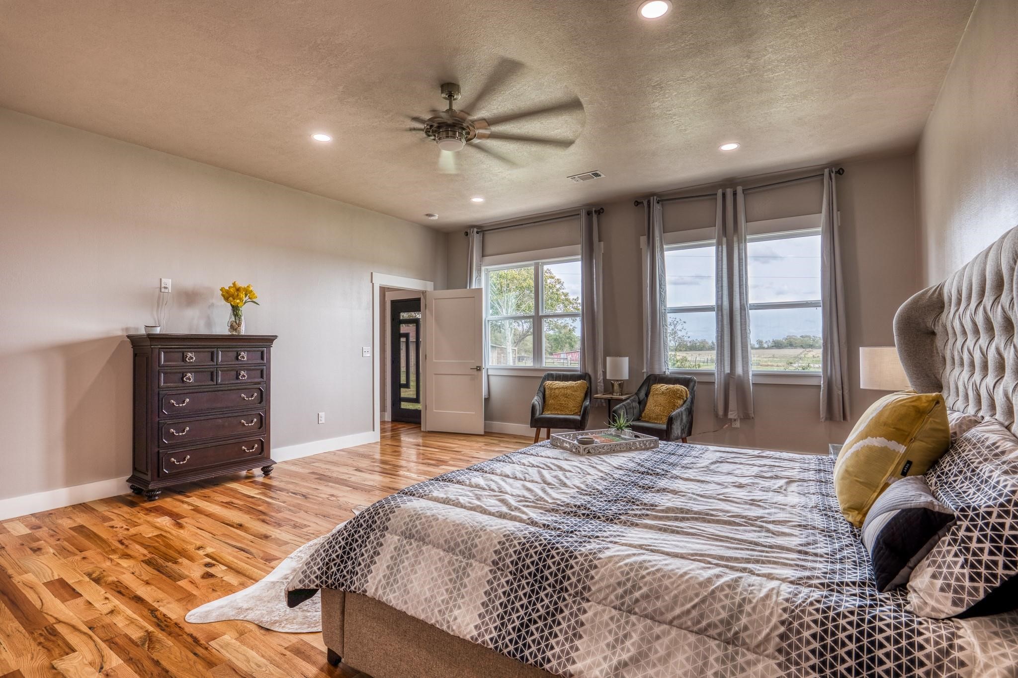 11234 N Loop Road Property Photo 17