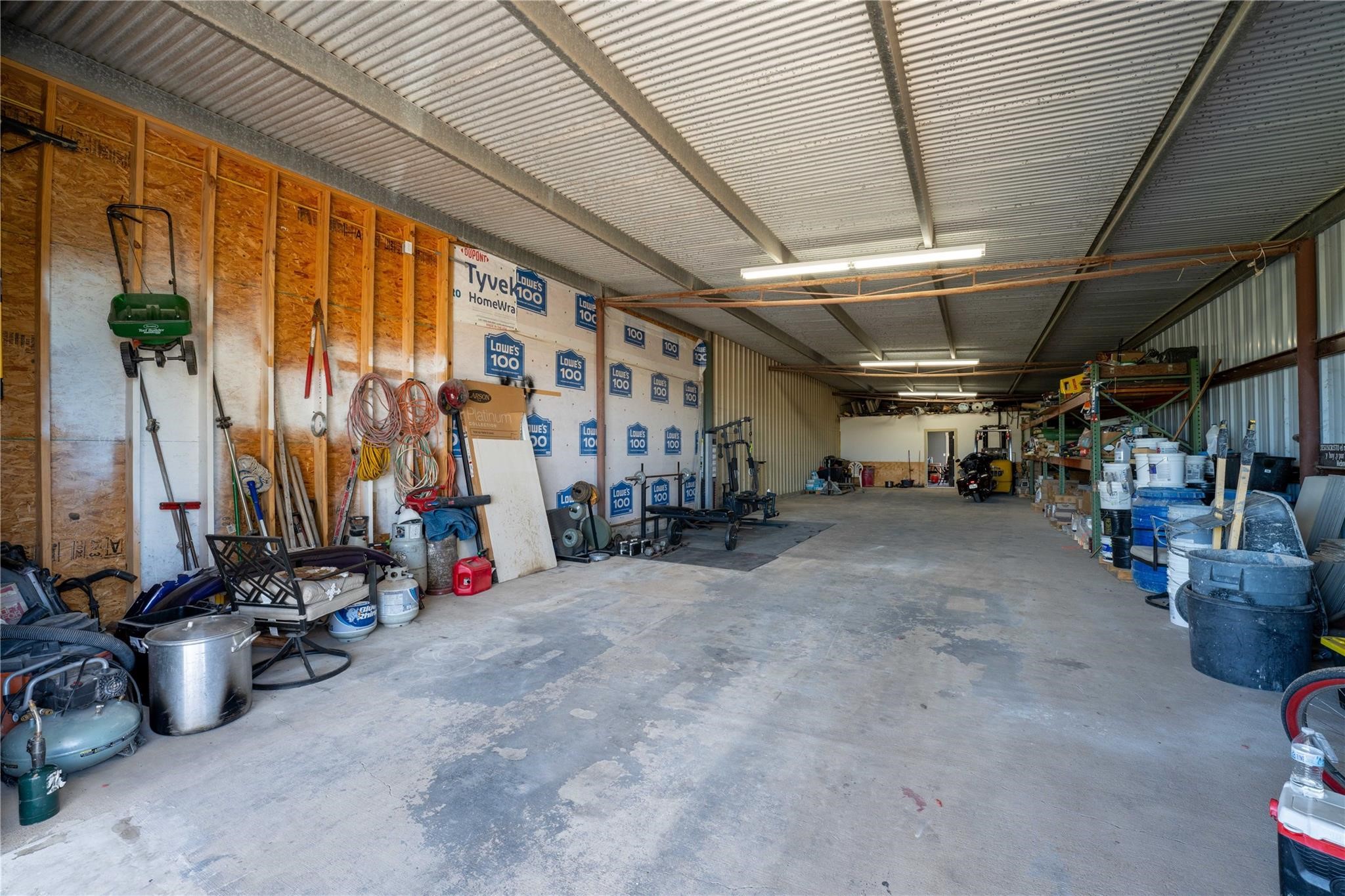 11234 N Loop Road Property Photo 29