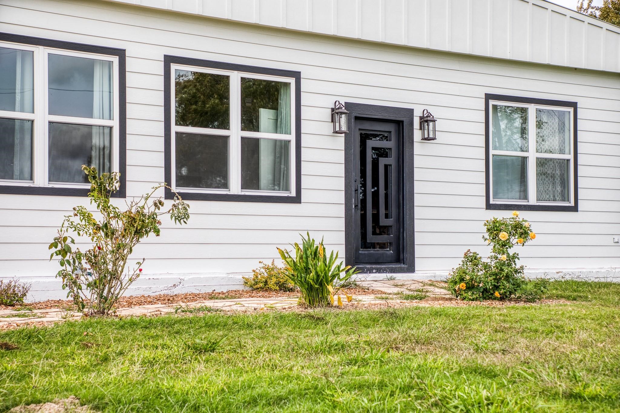 11234 N Loop Road Property Photo 32