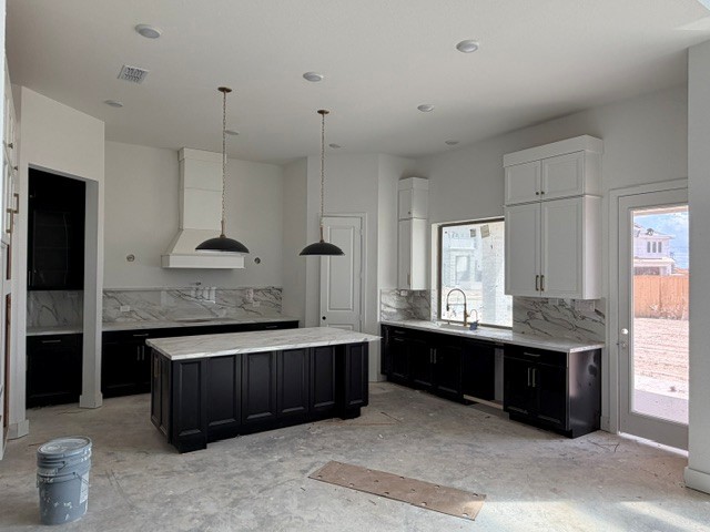10514 Sedge Blade Lane Property Photo 9