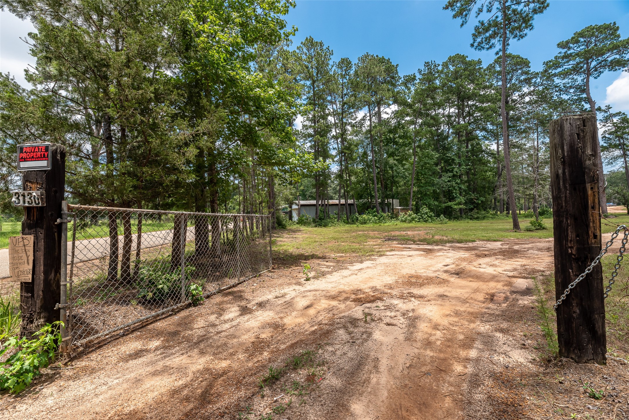 3130 Pine Road Property Photo 2