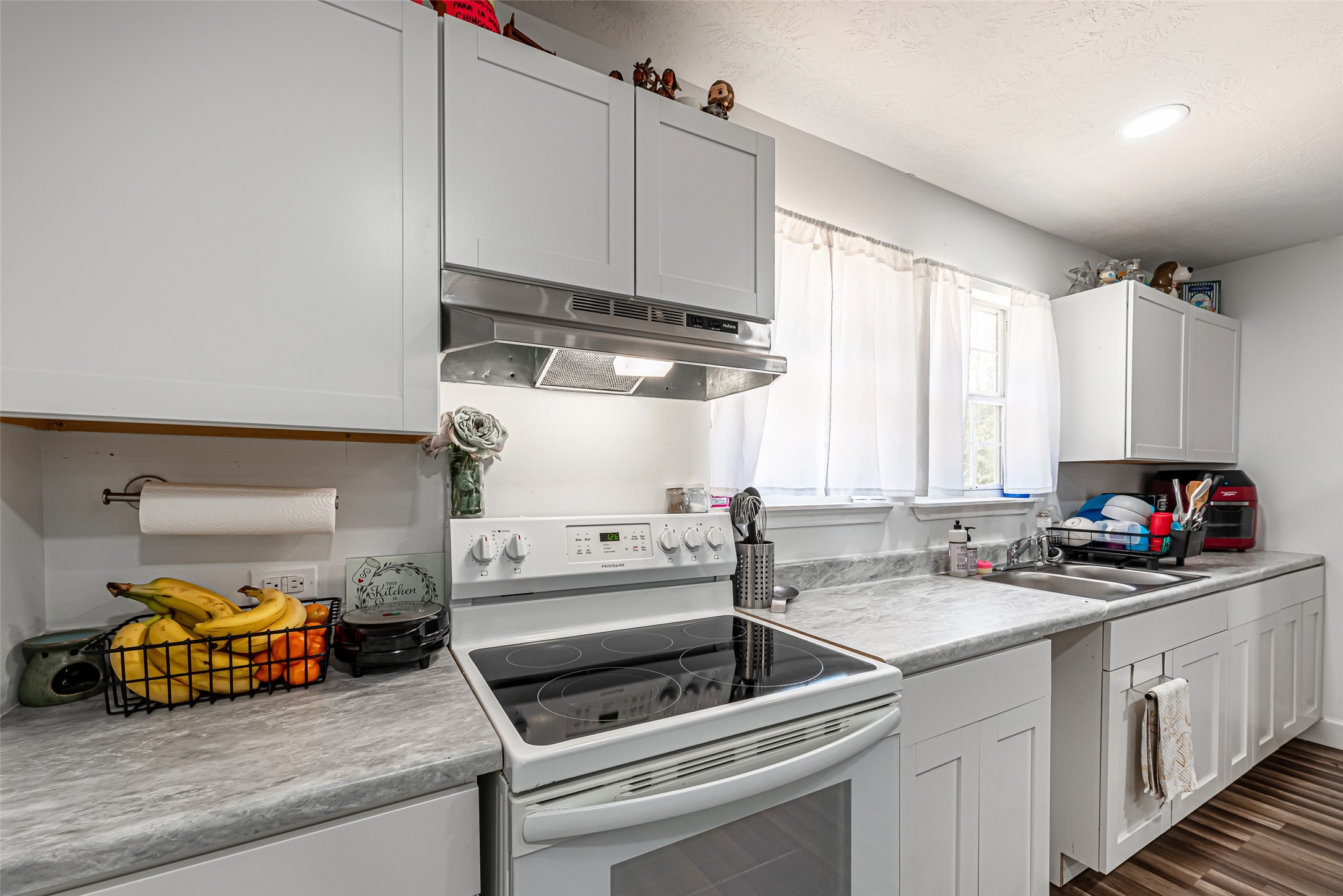 3130 Pine Road Property Photo 5