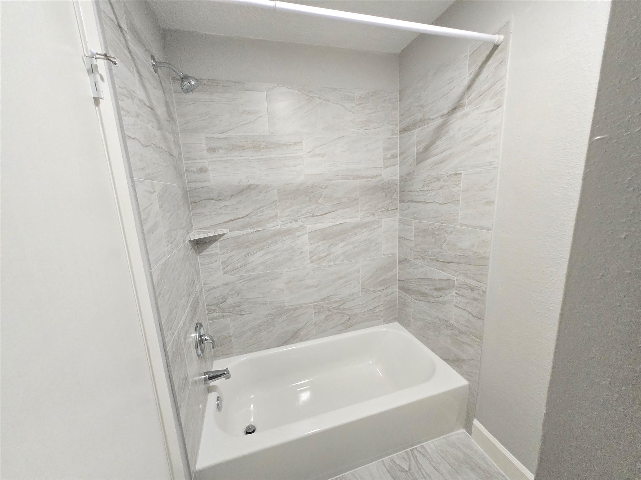 8101 Amelia Road 307 Property Photo 15