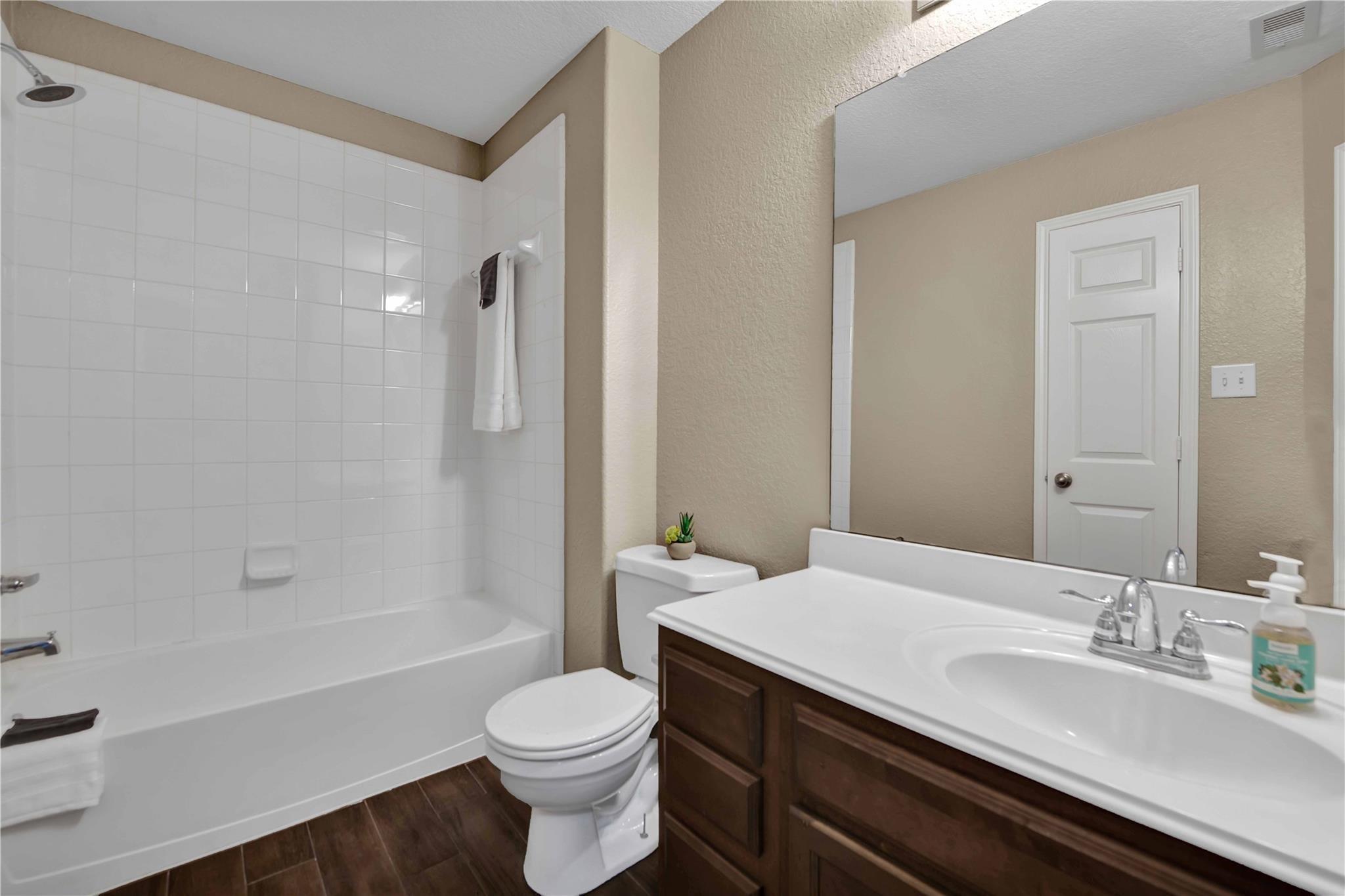 723 Pequin Road Property Photo 7