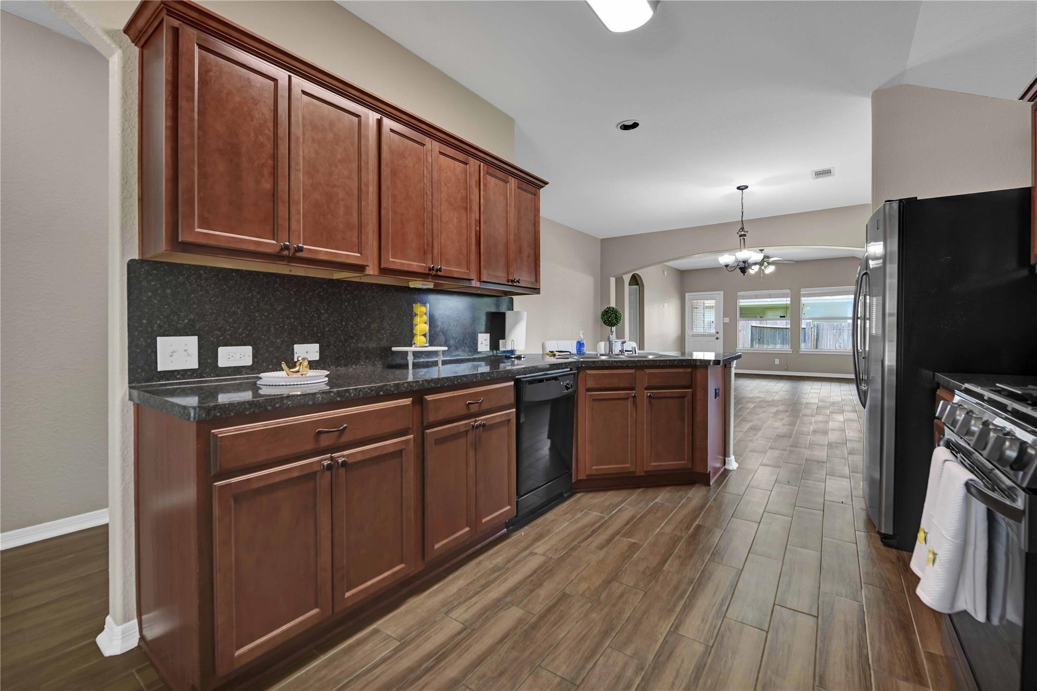 723 Pequin Road Property Photo 12