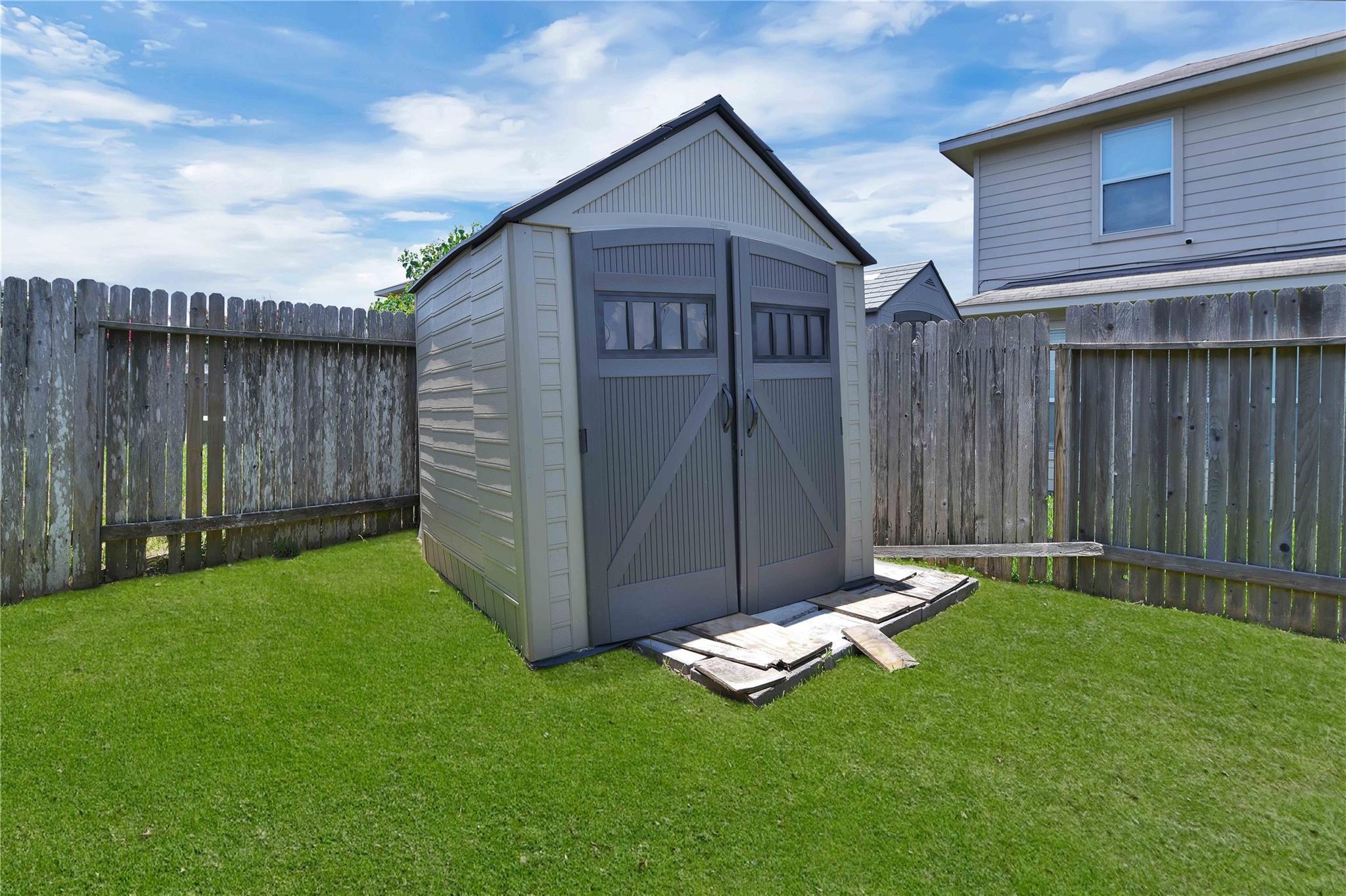 723 Pequin Road Property Photo 26
