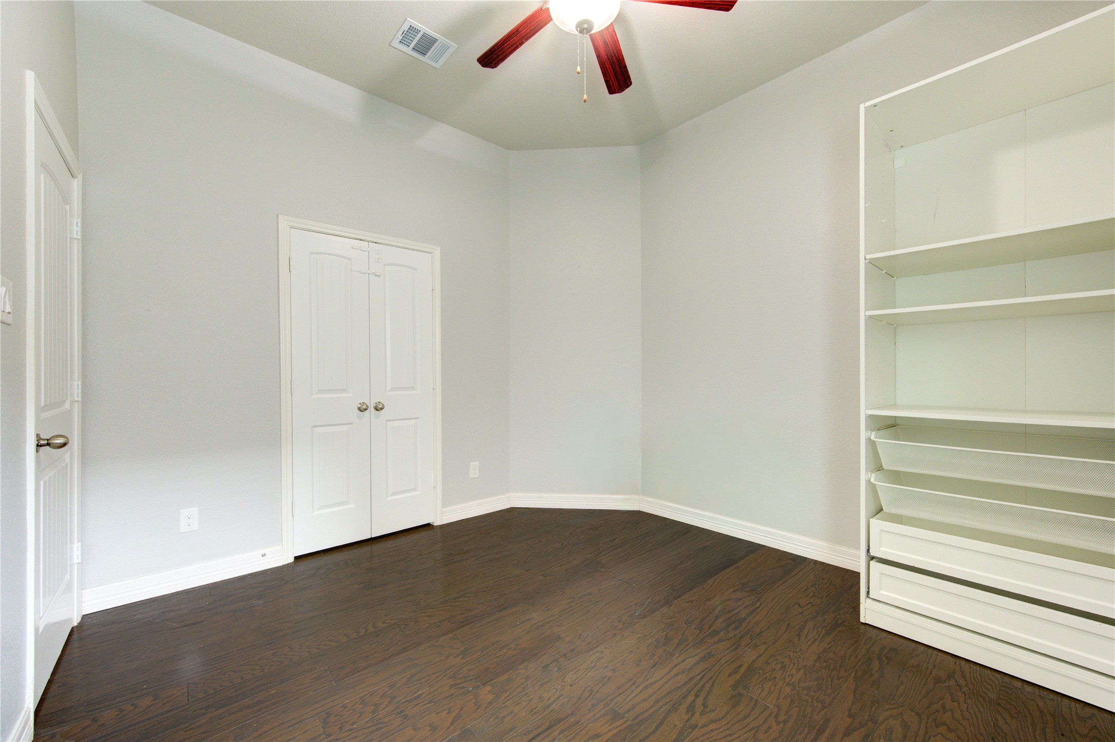 9802 Massanutten Lane Property Photo 11