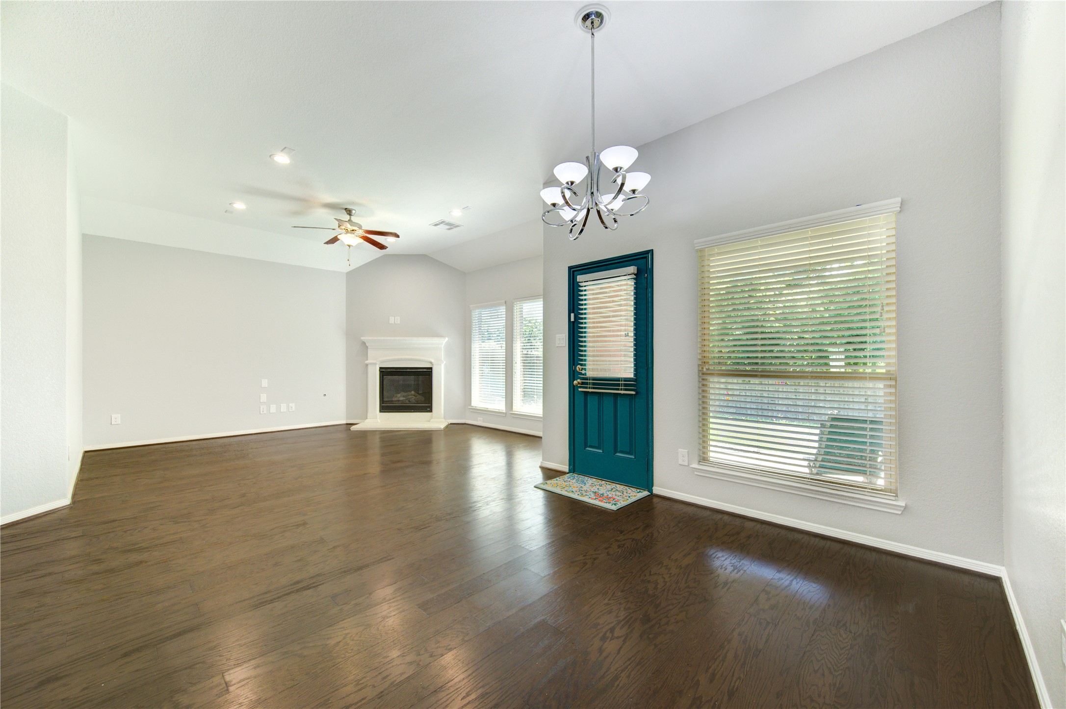 9802 Massanutten Lane Property Photo 20