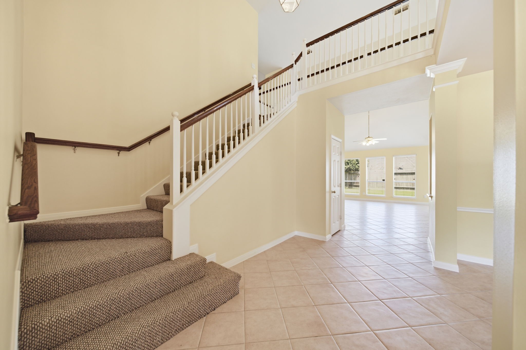6030 Gablestone Lane Property Photo 7
