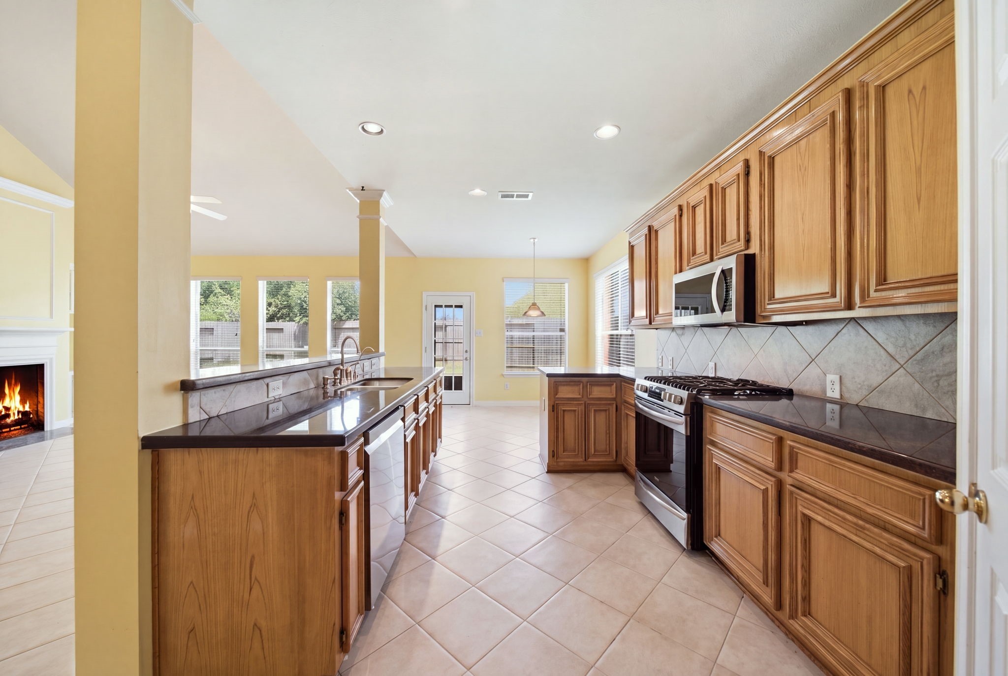 6030 Gablestone Lane Property Photo 19