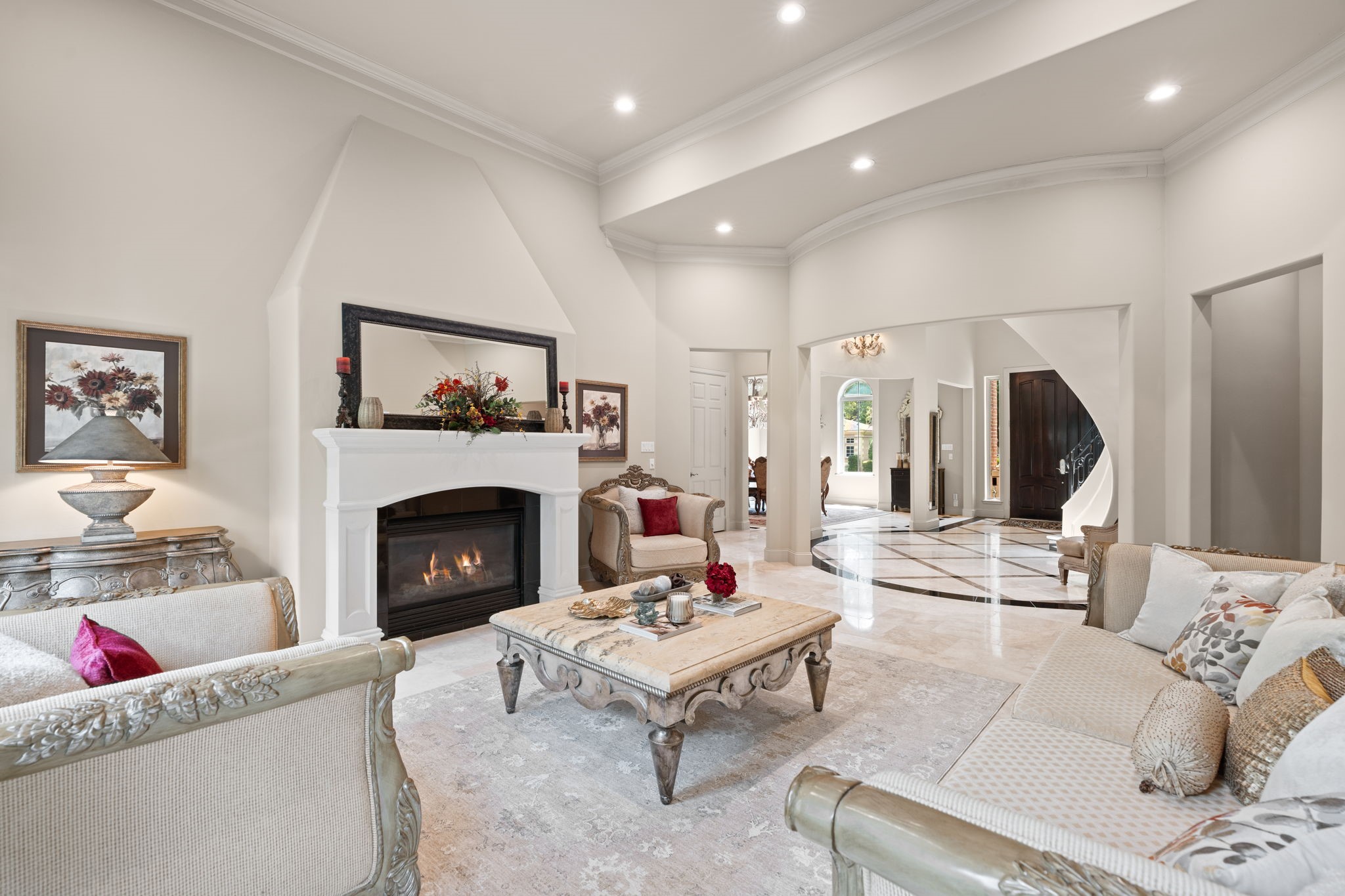 16 Grand Mnr Property Photo 2