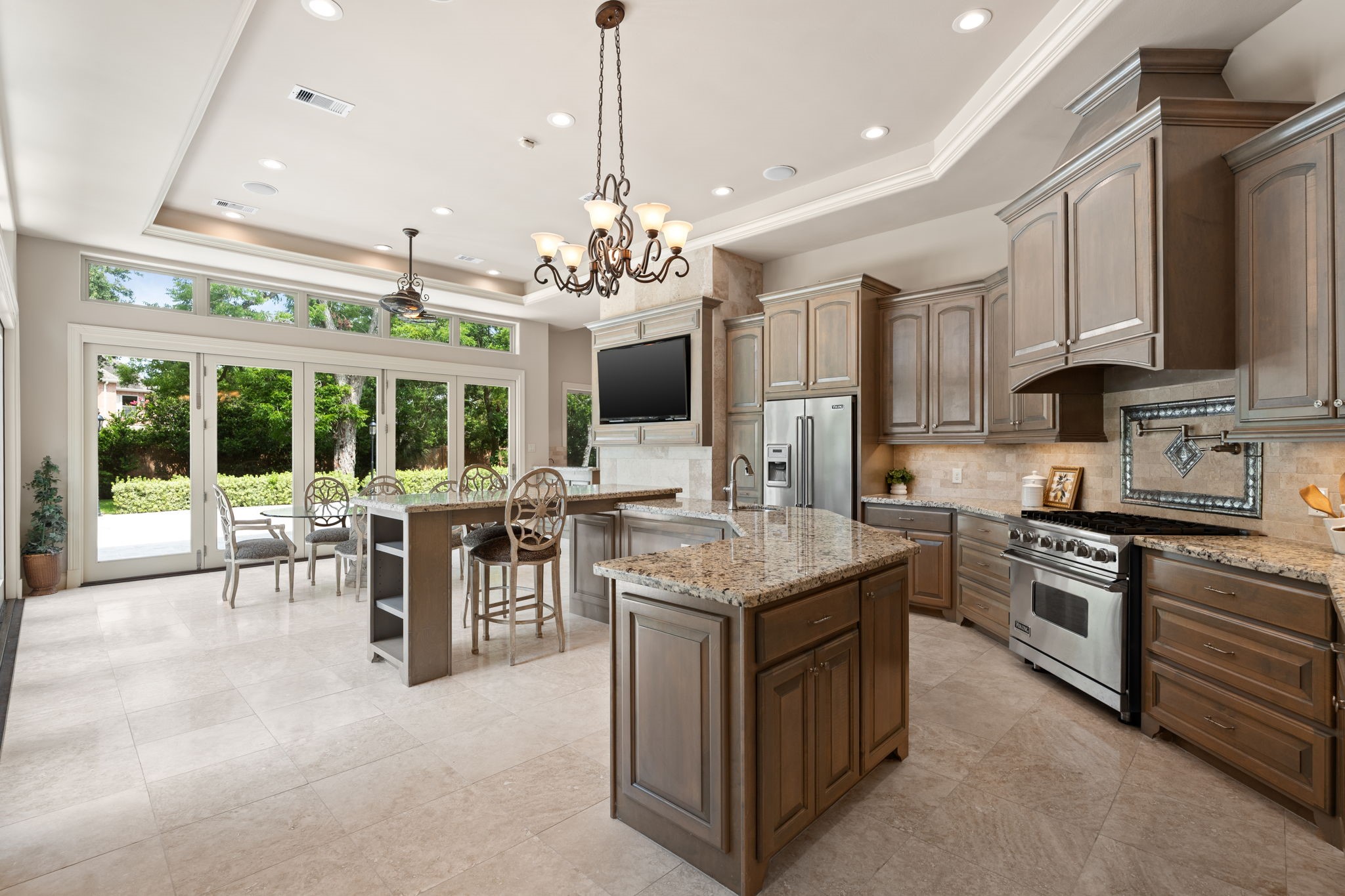 16 Grand Mnr Property Photo 11